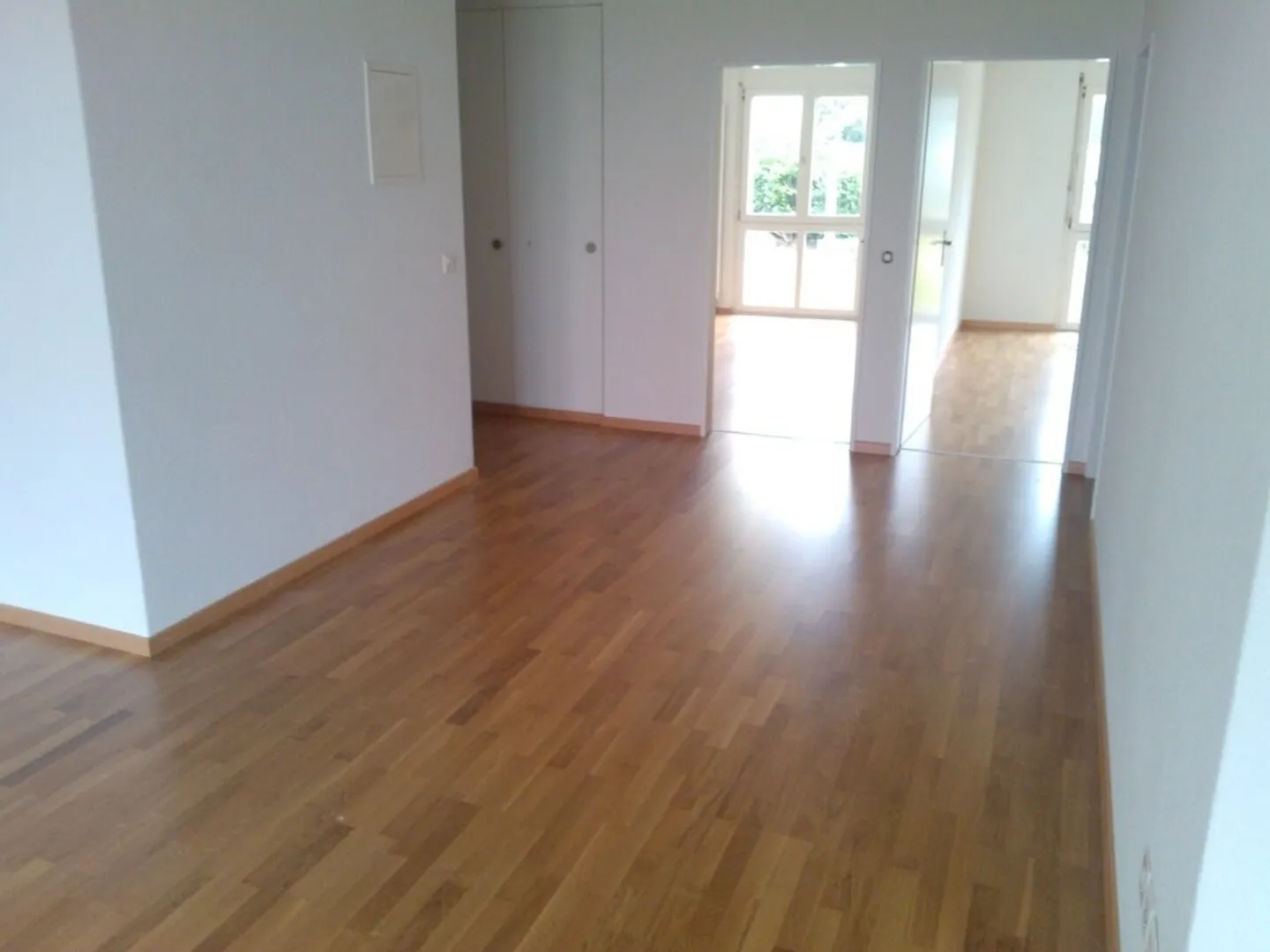 Central dans le centre du village de Rothrist - Photo 2 sur 5