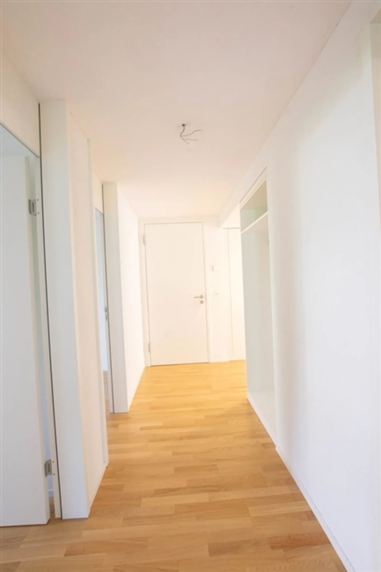 Modernes Apartment mit Garten - Foto 4 von 12