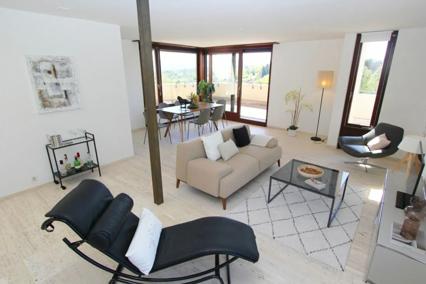 Stilvolles Penthouse mit Panoramablick - Foto 2 von 16