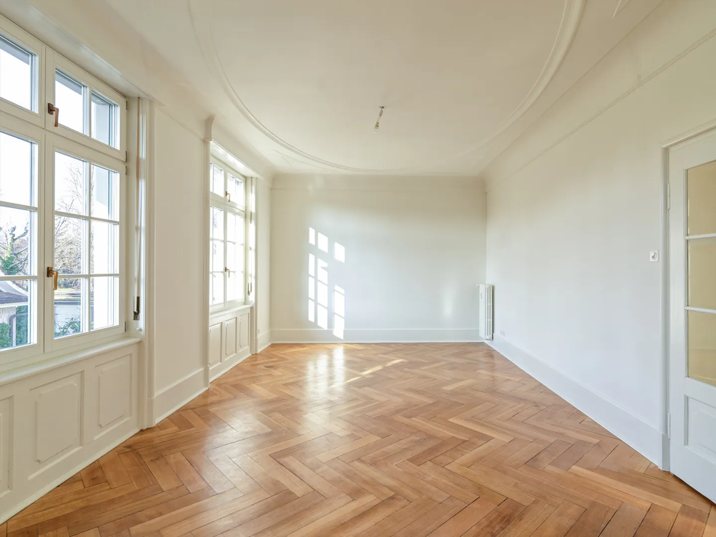 Stylish old building classic in Gellert - Photo 5 of 13