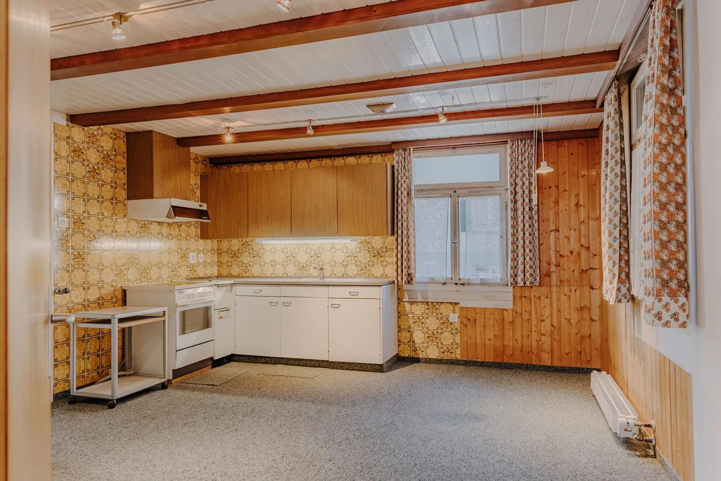 Propriété mixte polyvalente - Photo 3 sur 8