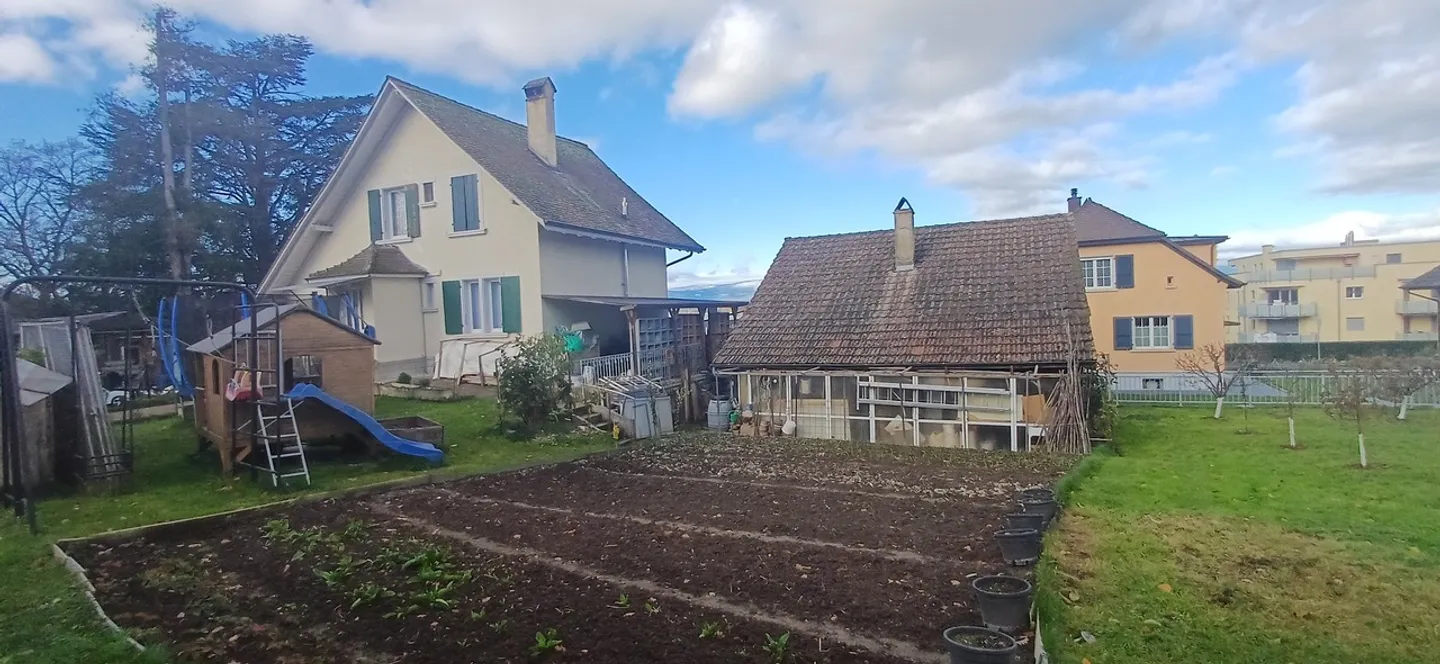 Constructible plot for sale - Photo 2 of 4