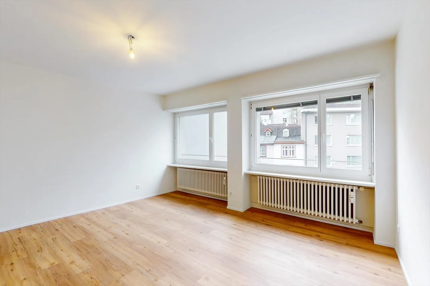 Cozy City Apartment - Photo 5 of 6