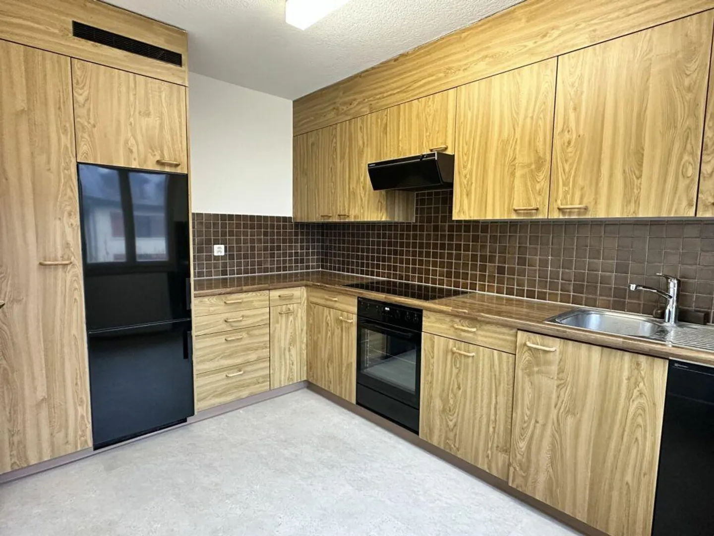 Geräumige 3 1/2 Zimmer-Wohnung an ruhiger Lage - Foto 2 von 9