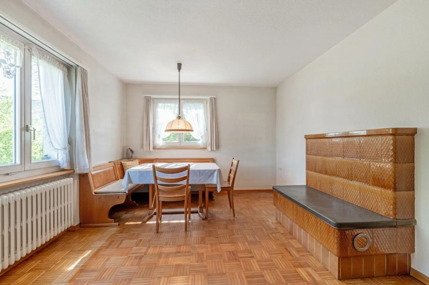 Detached 5.5-room single-family house with a magnificent garden in a wonderfully elevated location - Photo 4 of 16