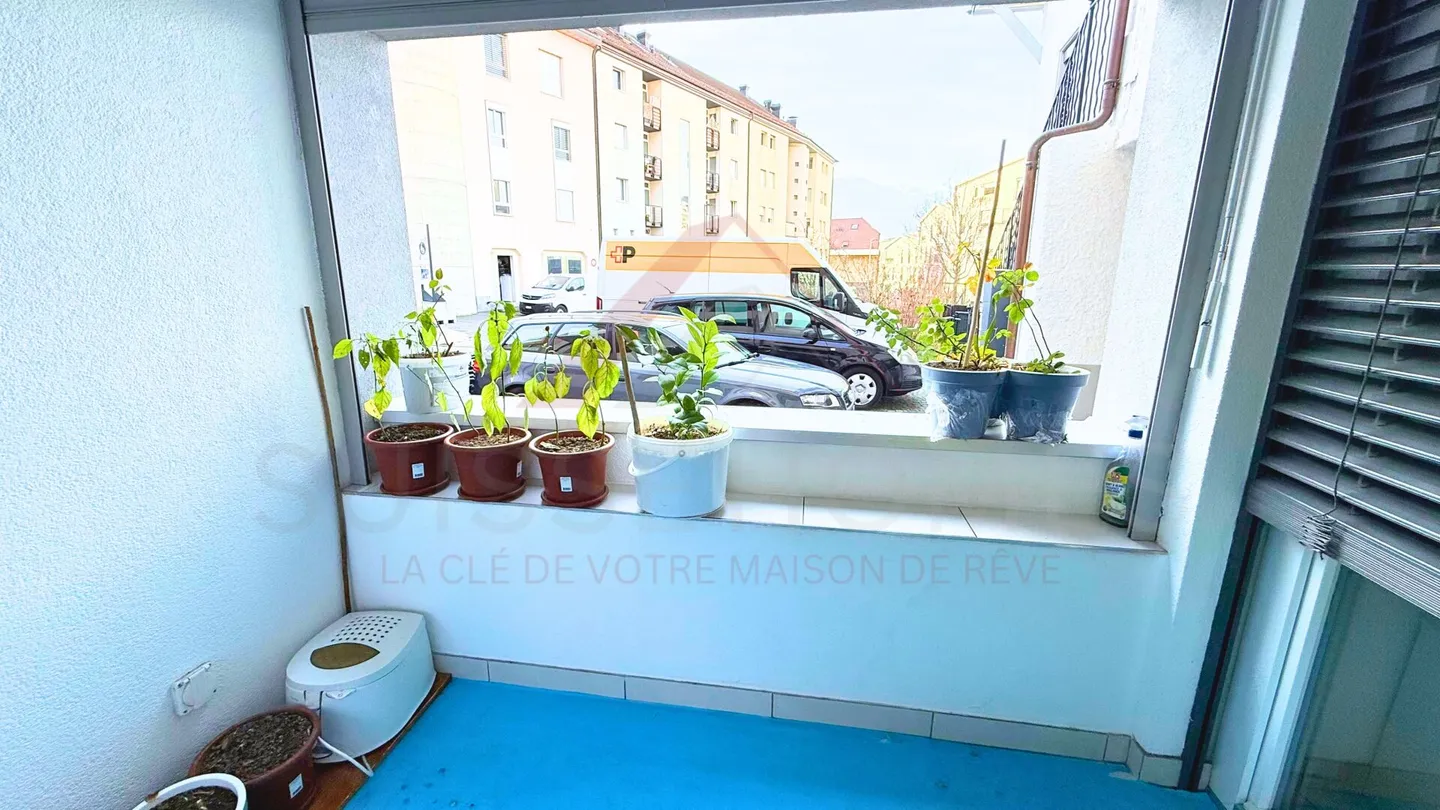 Appartement 2.5 pièces moderne au centre d'Aigle - idéal habitation ou investissement - Photo 4 of 7