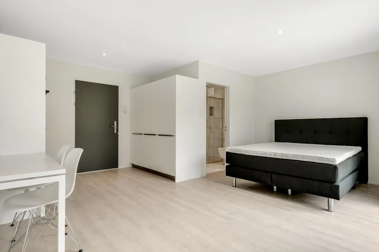 Appartamento moderno e arredato - Foto 4 di 5