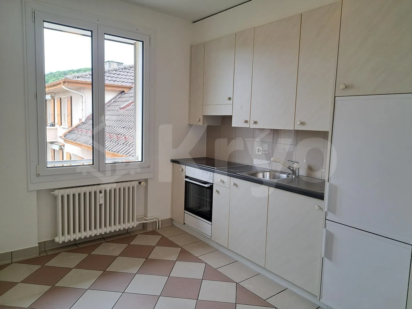 APPARTAMENTO 3 STANZE 81 M2 4° PIANO SENZA ASCENSORE - Foto 1 di 7