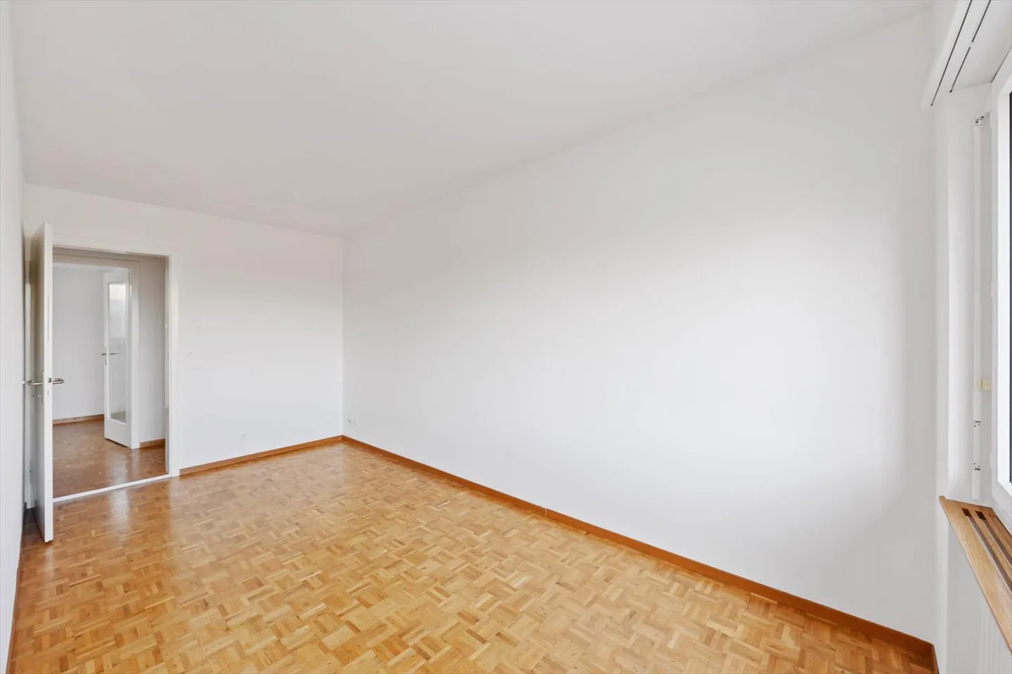 Welcome to your new home! - Photo 4 of 5