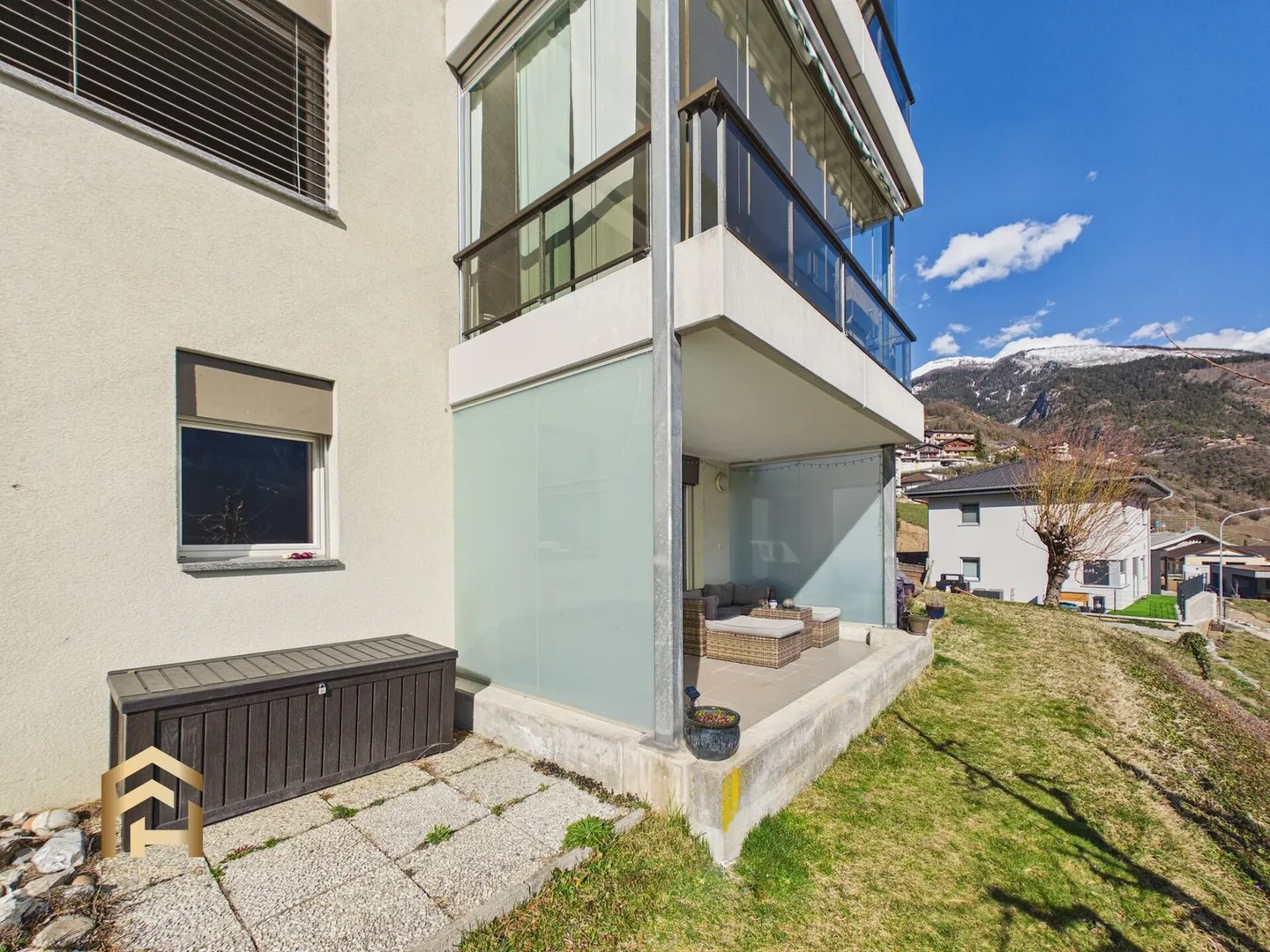 Sunny 2.5 room apartment with large terrace in Varen - Photo 13 of 13