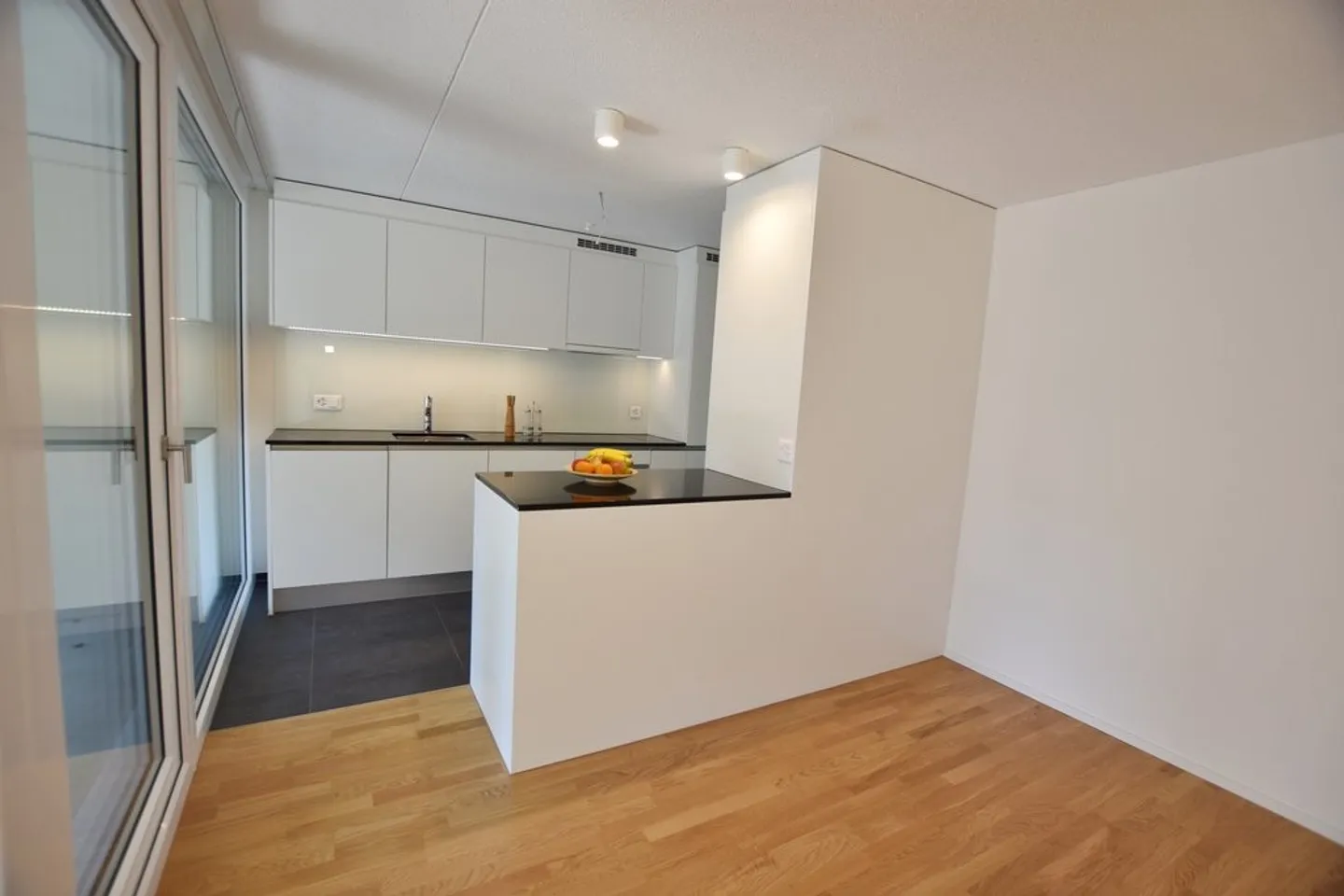 Appartement 4.5 pièces dans le quartier familial de Nessleren ! - Photo 1 sur 11