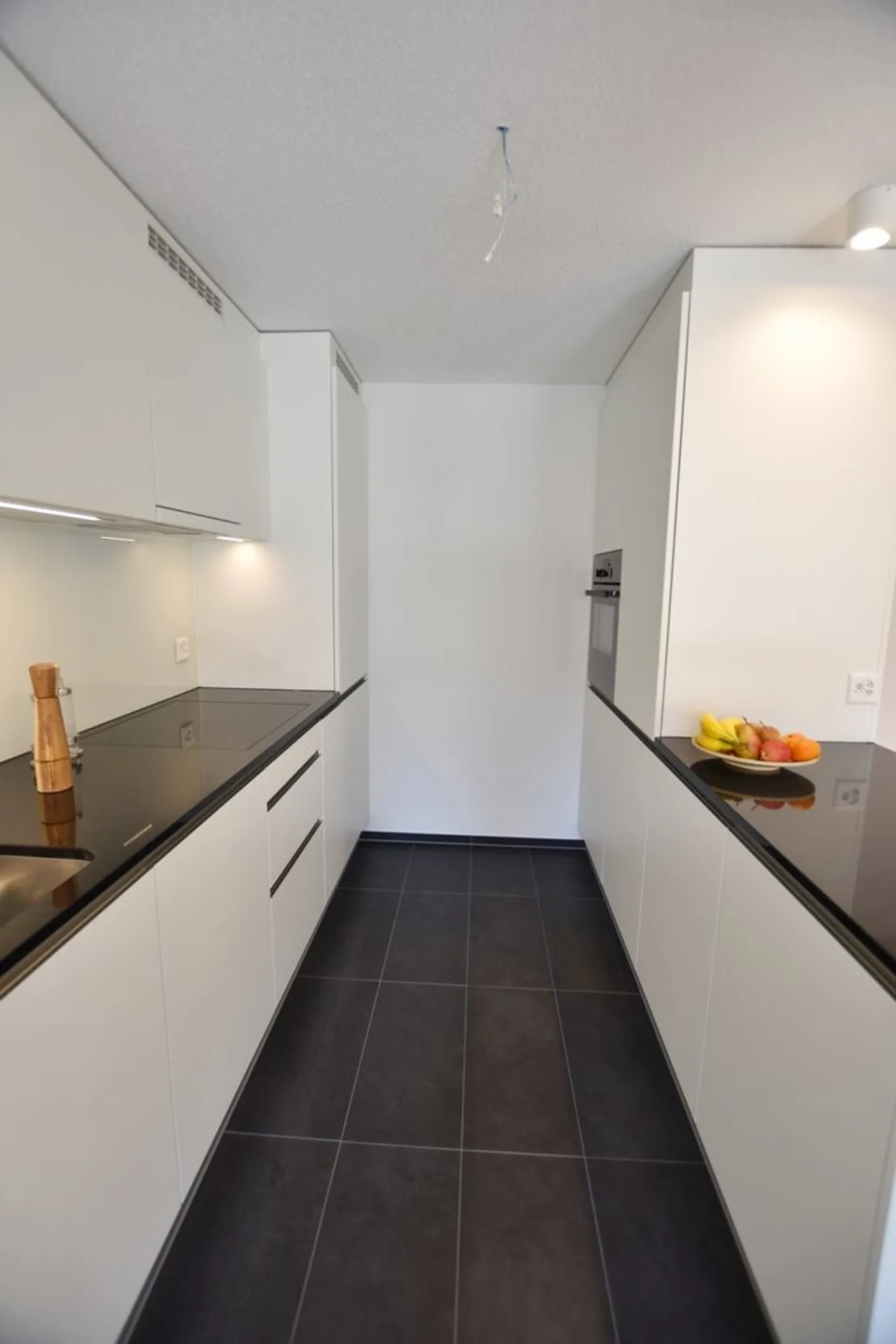 Appartement 4.5 pièces dans le quartier familial de Nessleren ! - Photo 2 sur 11