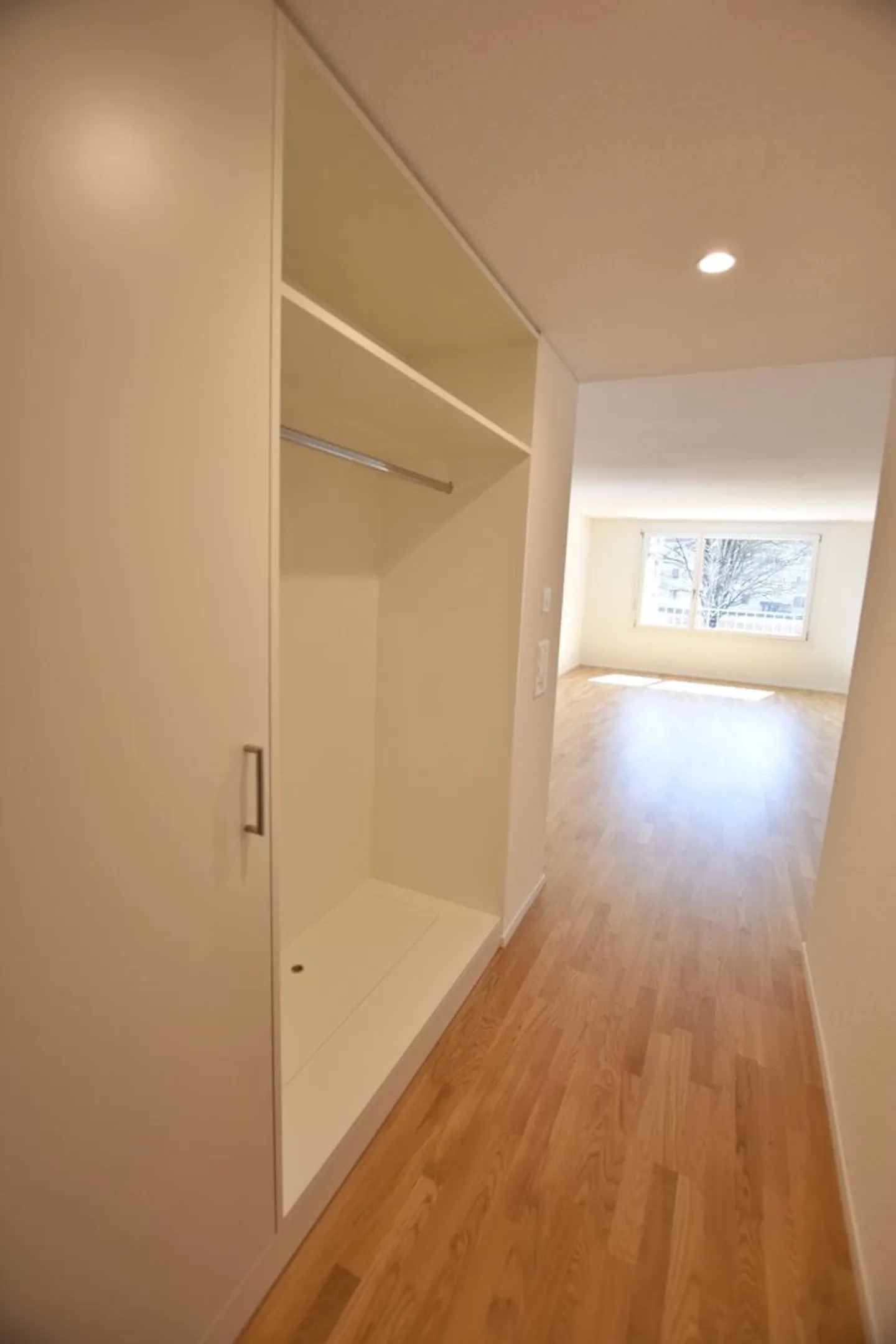 Appartement 4.5 pièces dans le quartier familial de Nessleren ! - Photo 5 sur 11