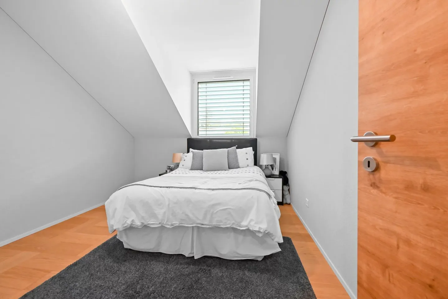 Beeindruckendes Penthouse mit Terrasse - Foto 12 von 13