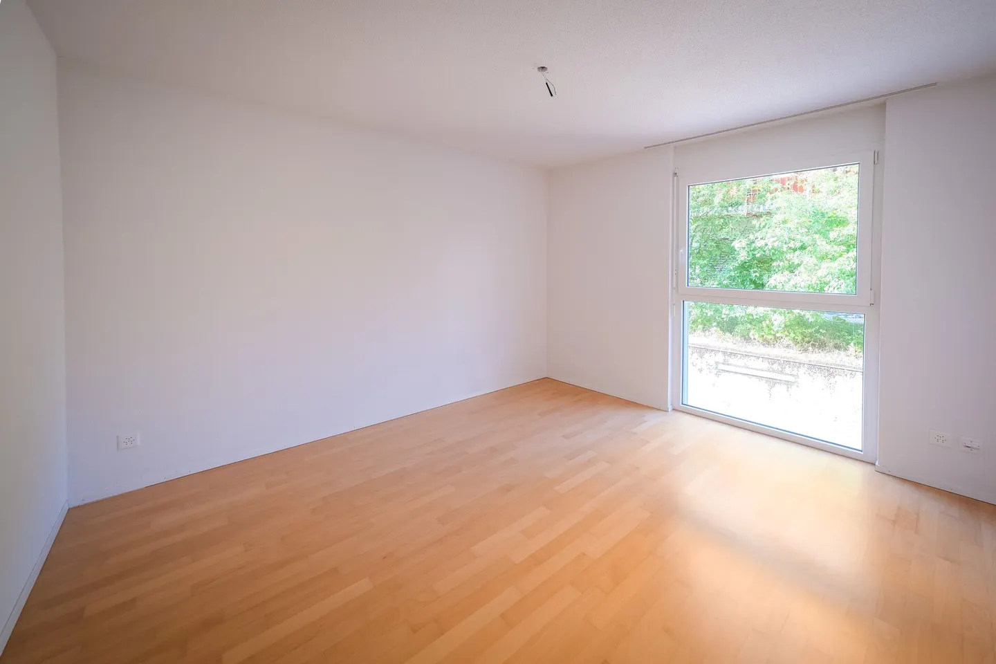 Appartamento moderno 3.5 locali 1° piano Ovest - Foto 7 di 10