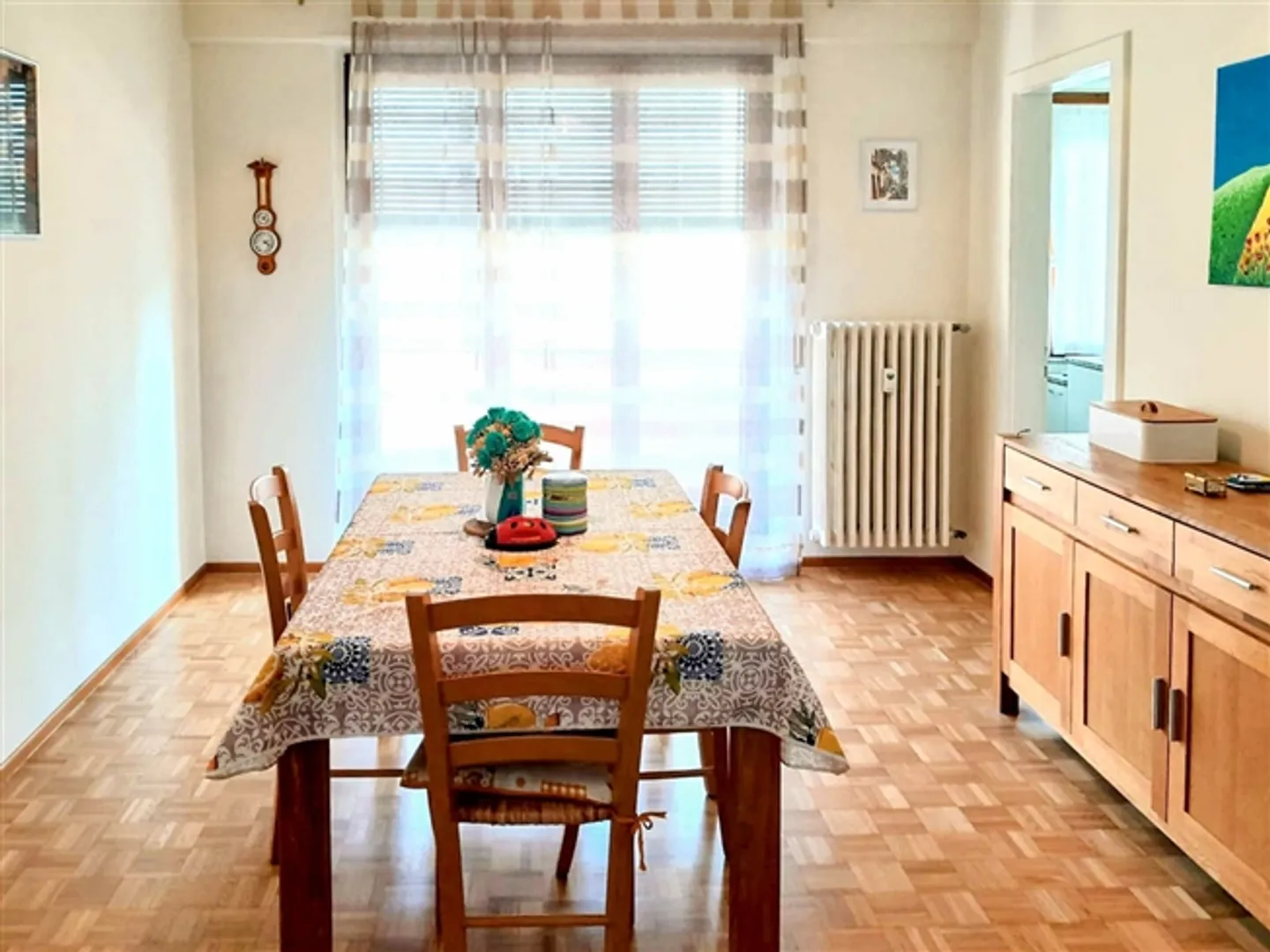 GRANDE APPARTEMENT DANS LE SECTEUR UNIVERSITAIRE - Photo 2 sur 8