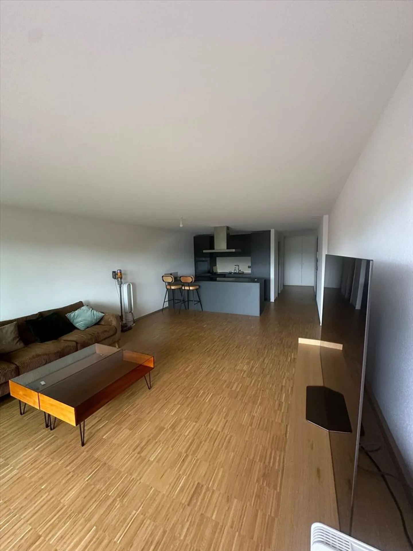 Apartment with 3.5 rooms on the 5th floor - Photo 2 of 4