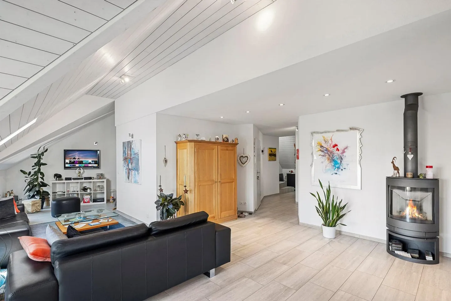 Charmantes Duplex mit sonnigem Balkon - Foto 7 von 13
