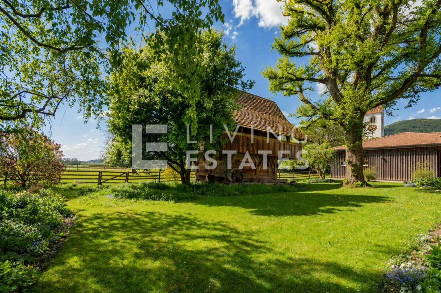 LUXURY FOR HUMAN & HORSE - UNIQUE IN ITS KIND - Photo 15 of 19