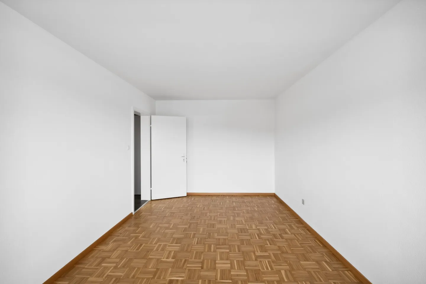 Appartement moderne avec balcon - Photo 3 sur 6