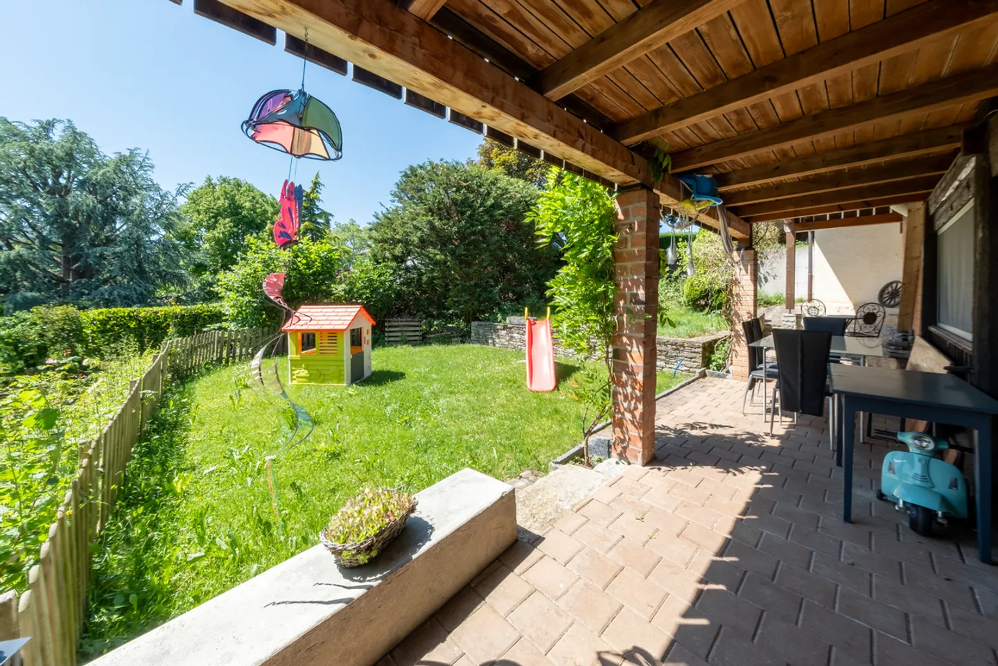 RENOVATED APARTMENT WITH GARDEN - QUIET - 3-4 PARKINGS - EXCLUSIVITY - Photo 6 of 13
