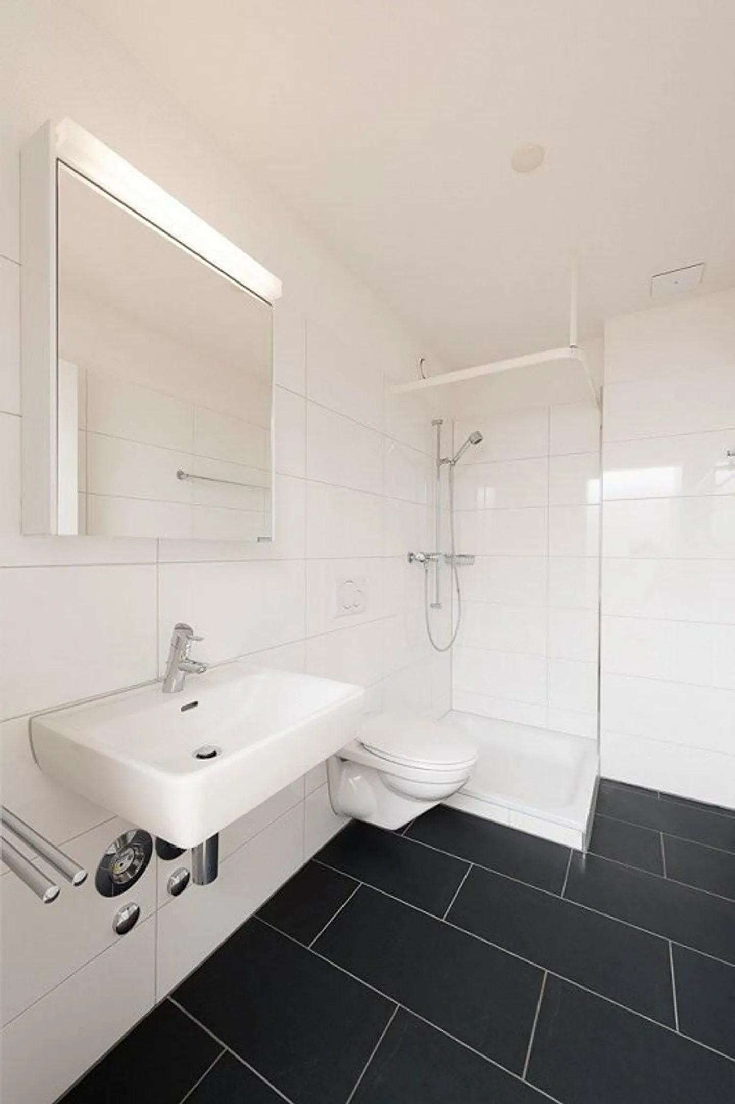 Charmante Wohnung mit Balkon - Foto 7 von 8