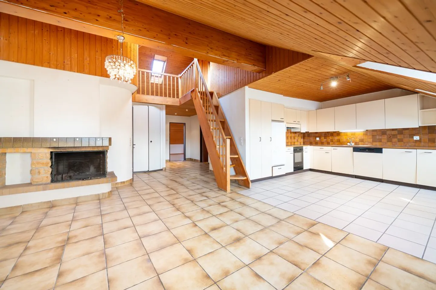 Wohnung mieten - Foto 2 von 12