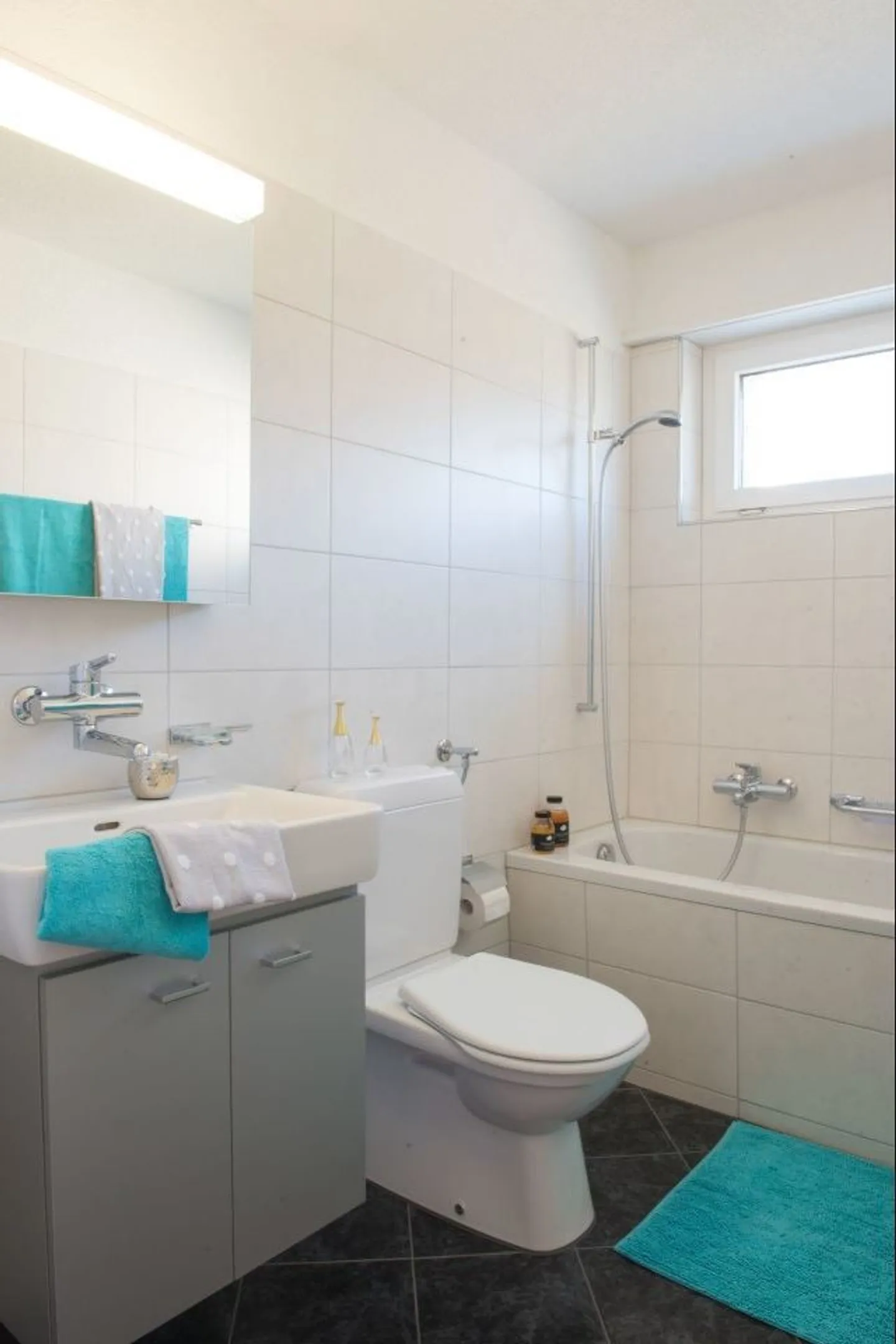 Apartment for rent - Photo 2 of 5