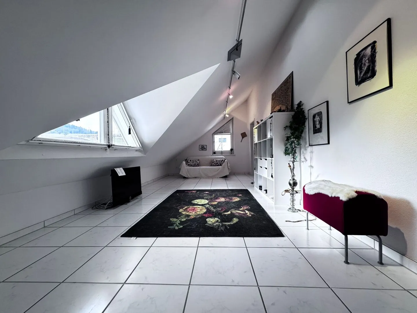 Casa unifamiliare di 5,5 stanze con 3 bagni, garage e giardino - Foto 11 di 22