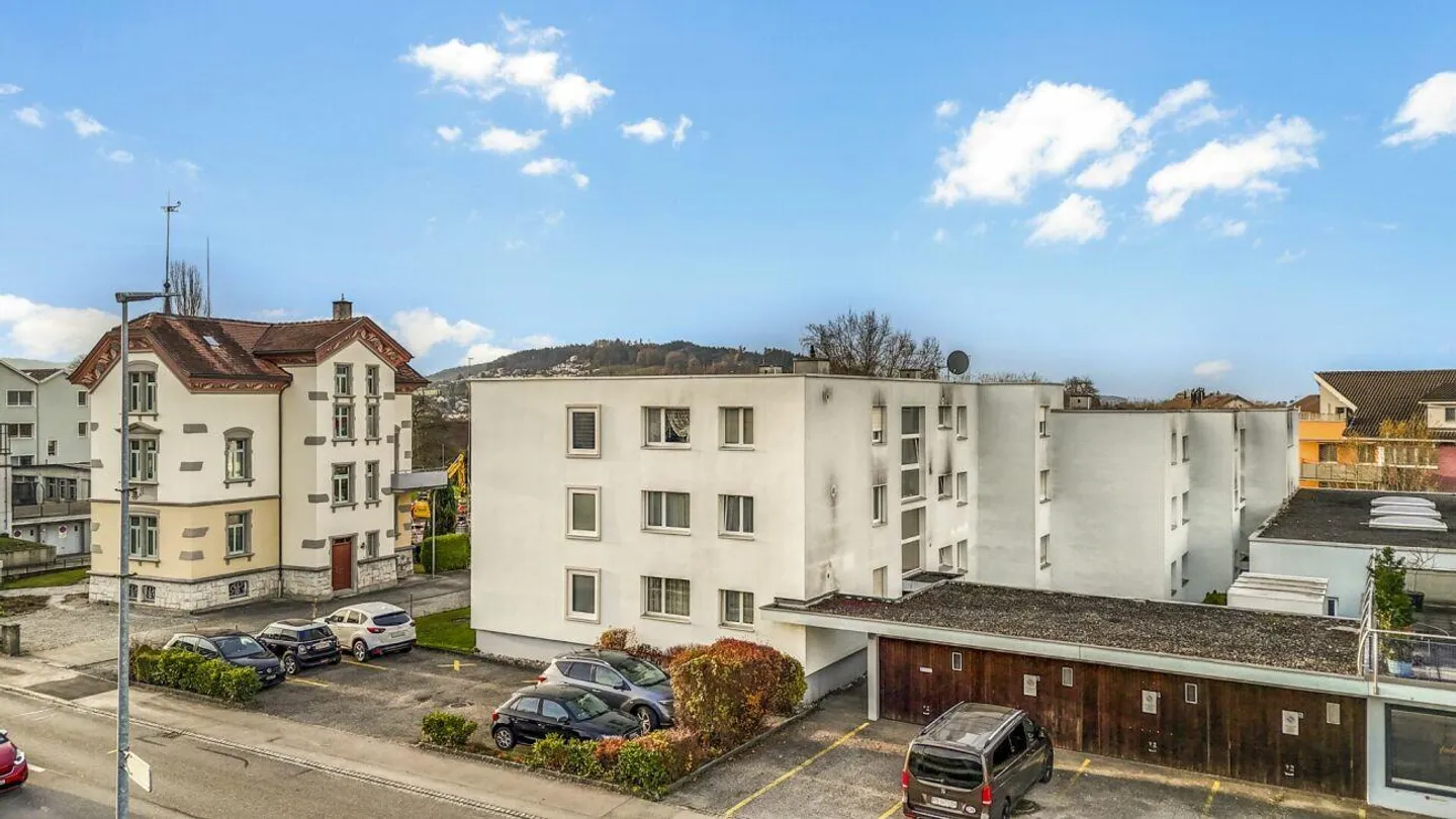 Vivre avec un sentiment de bien-être : appartement de 4,5 pièces dans un emplacement idéal - Photo 16 sur 18