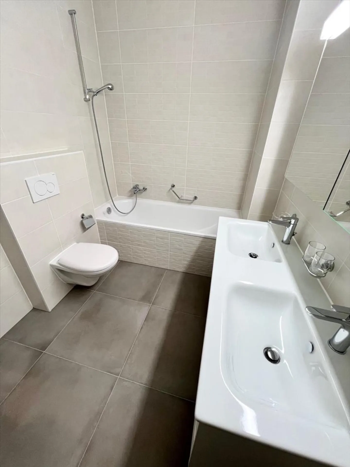 Magnificent 3.5-room semi-detached apartment on the 2nd floor in Lausanne - Photo 11 of 13