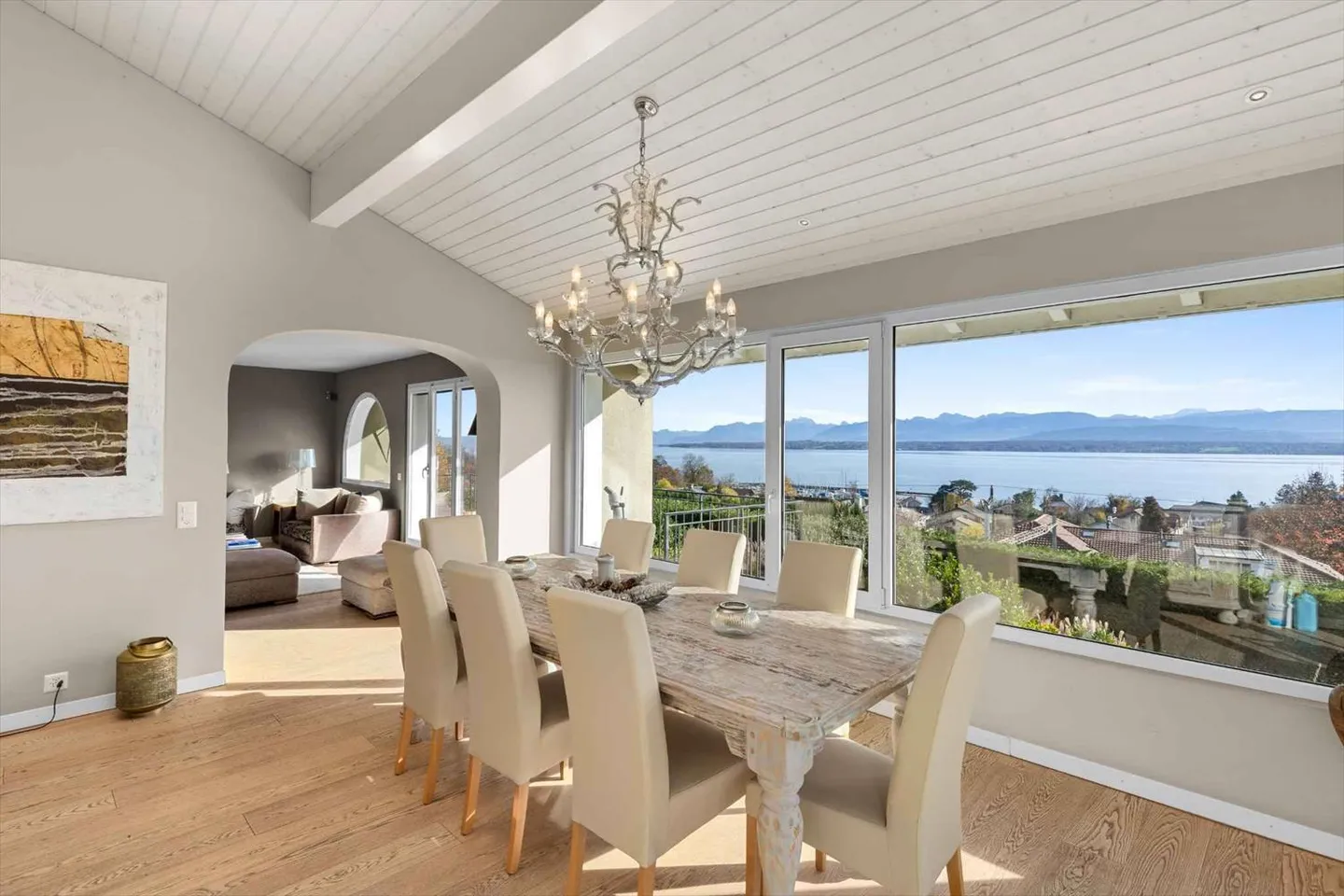 Individual villa with panoramic view of the lake and the Alps - Photo 8 of 13