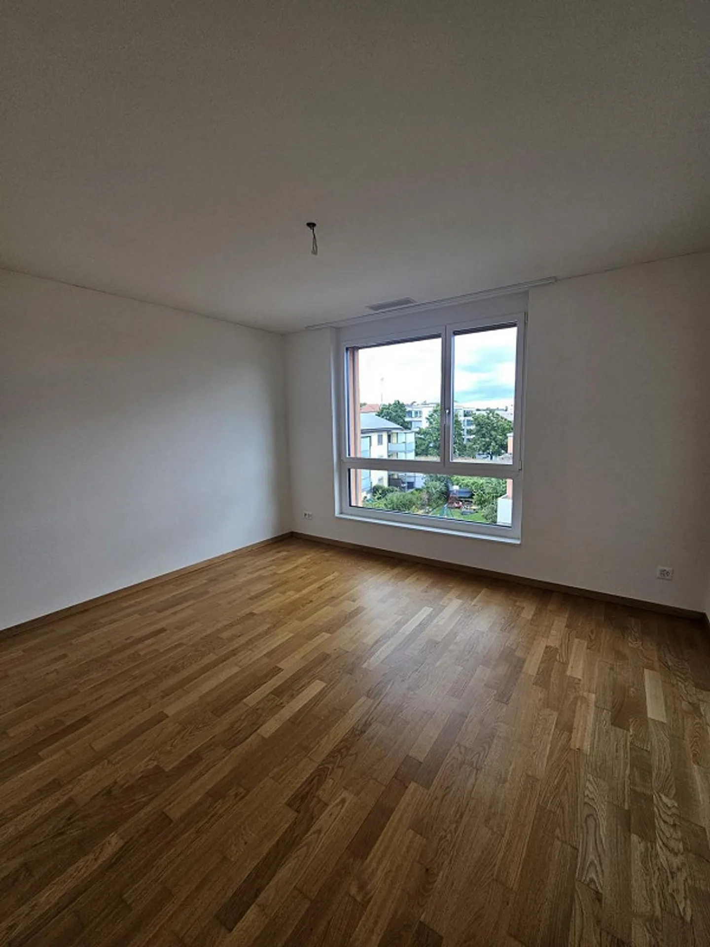 Appartamento moderno con balcone nel villaggio vicino a Solothurn - Foto 7 di 11