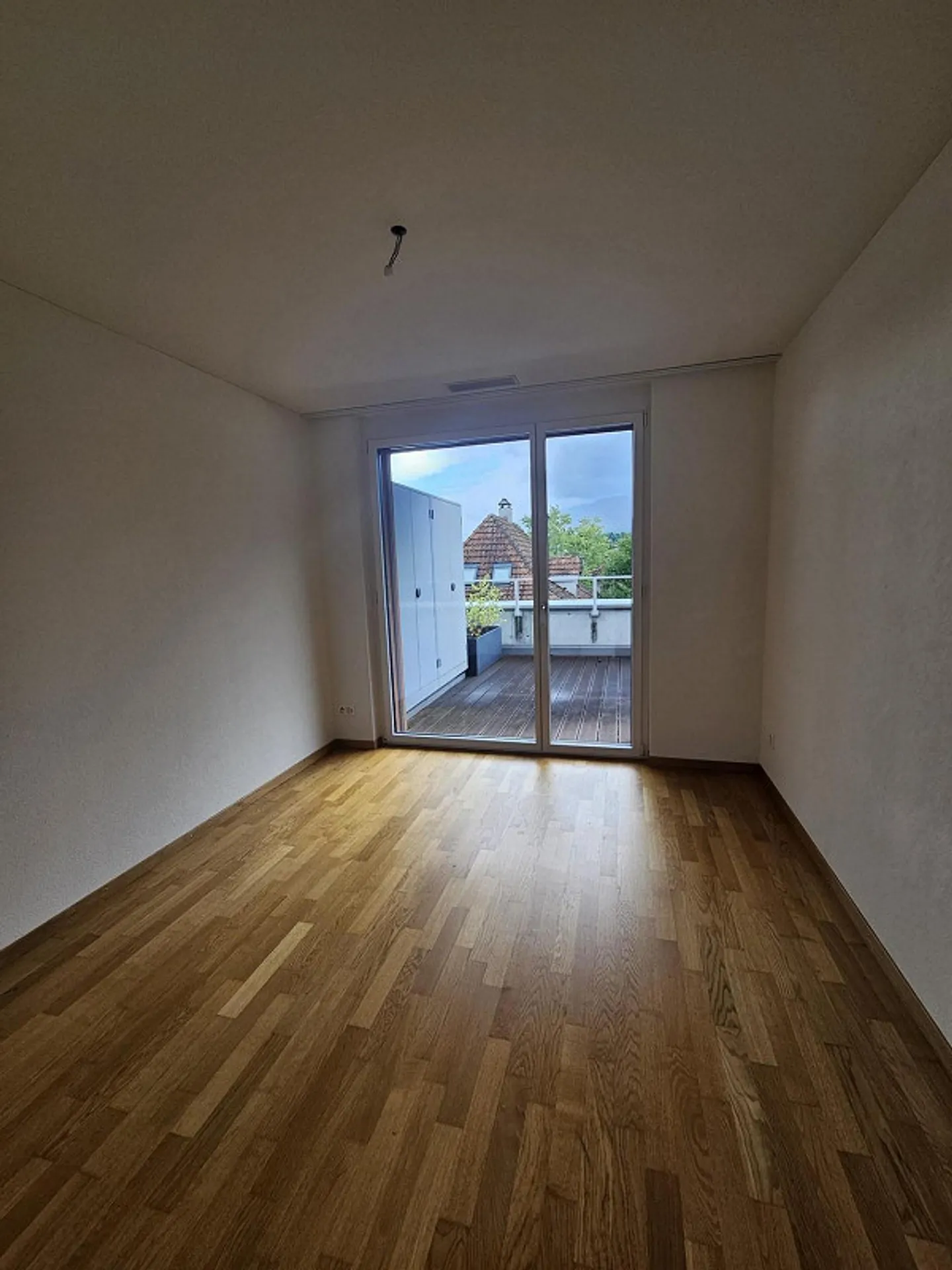Appartamento moderno con balcone nel villaggio vicino a Solothurn - Foto 9 di 11