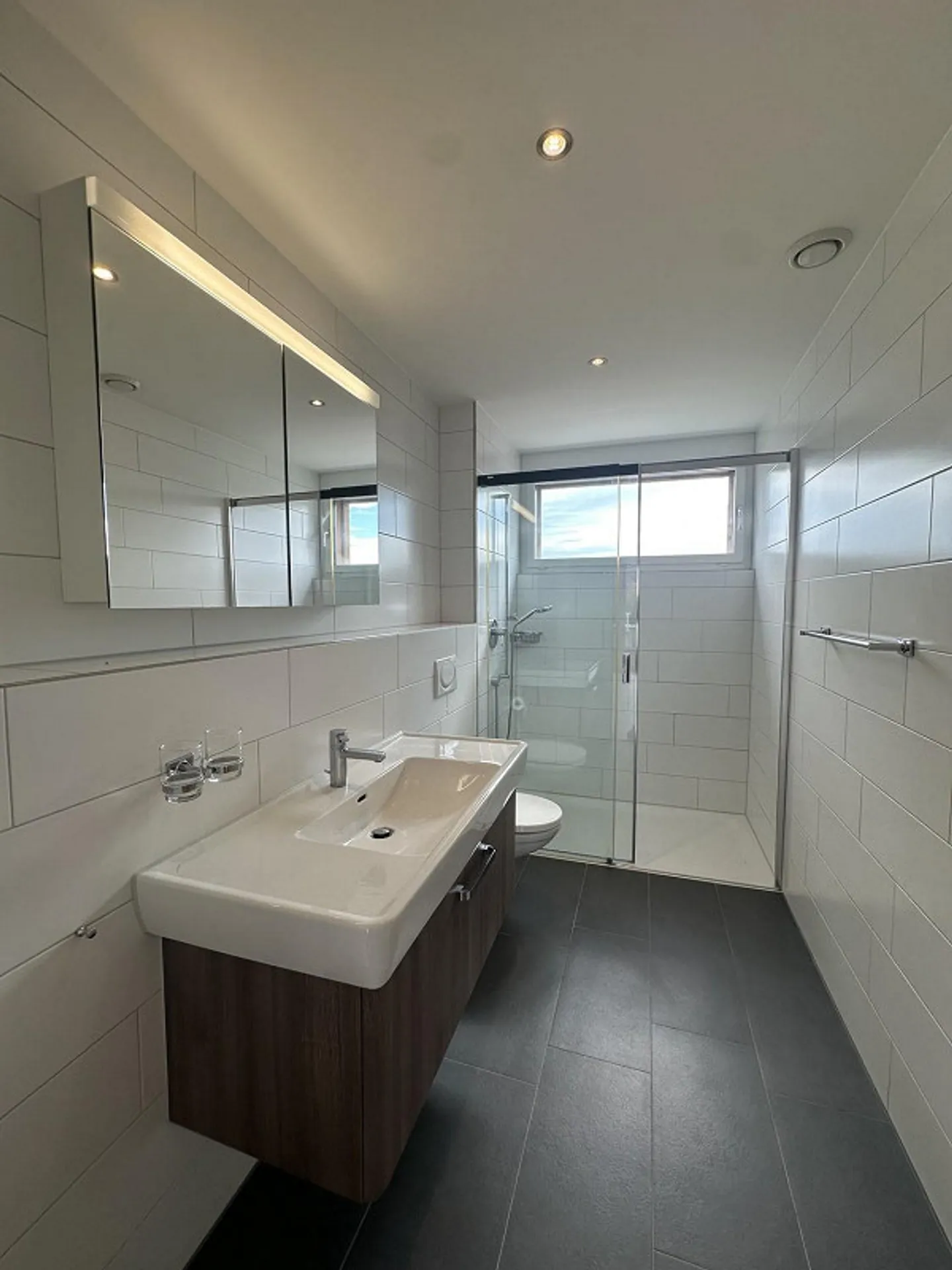 Appartamento moderno con balcone nel villaggio vicino a Solothurn - Foto 11 di 11