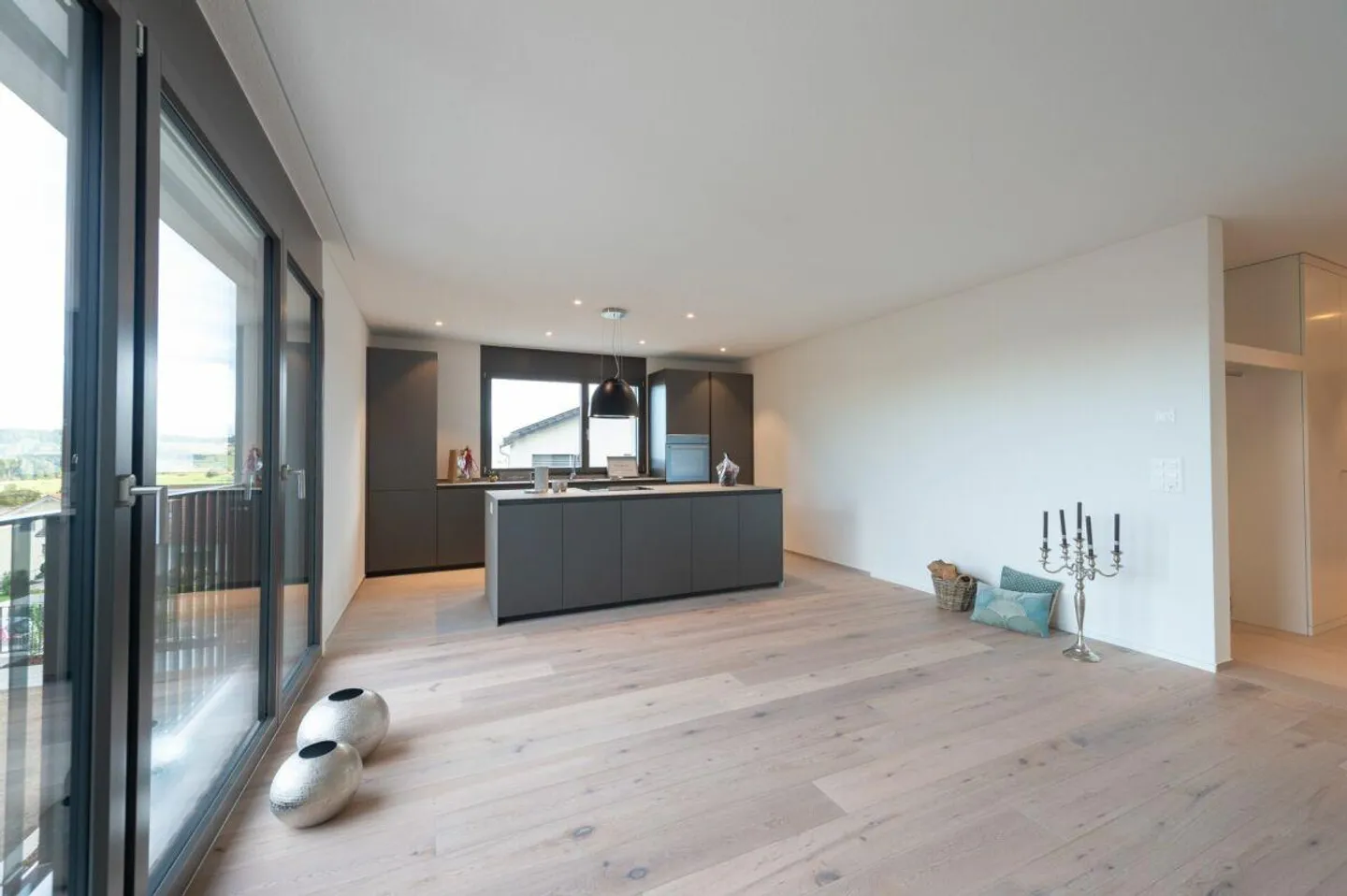 Appartamento moderno di 3,5 locali in una posizione ideale - Foto 4 di 11