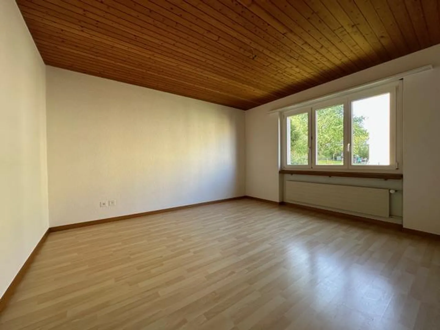 Appartement lumineux et spacieux de 4,5 pièces dans le meilleur emplacement - Photo 7 sur 15