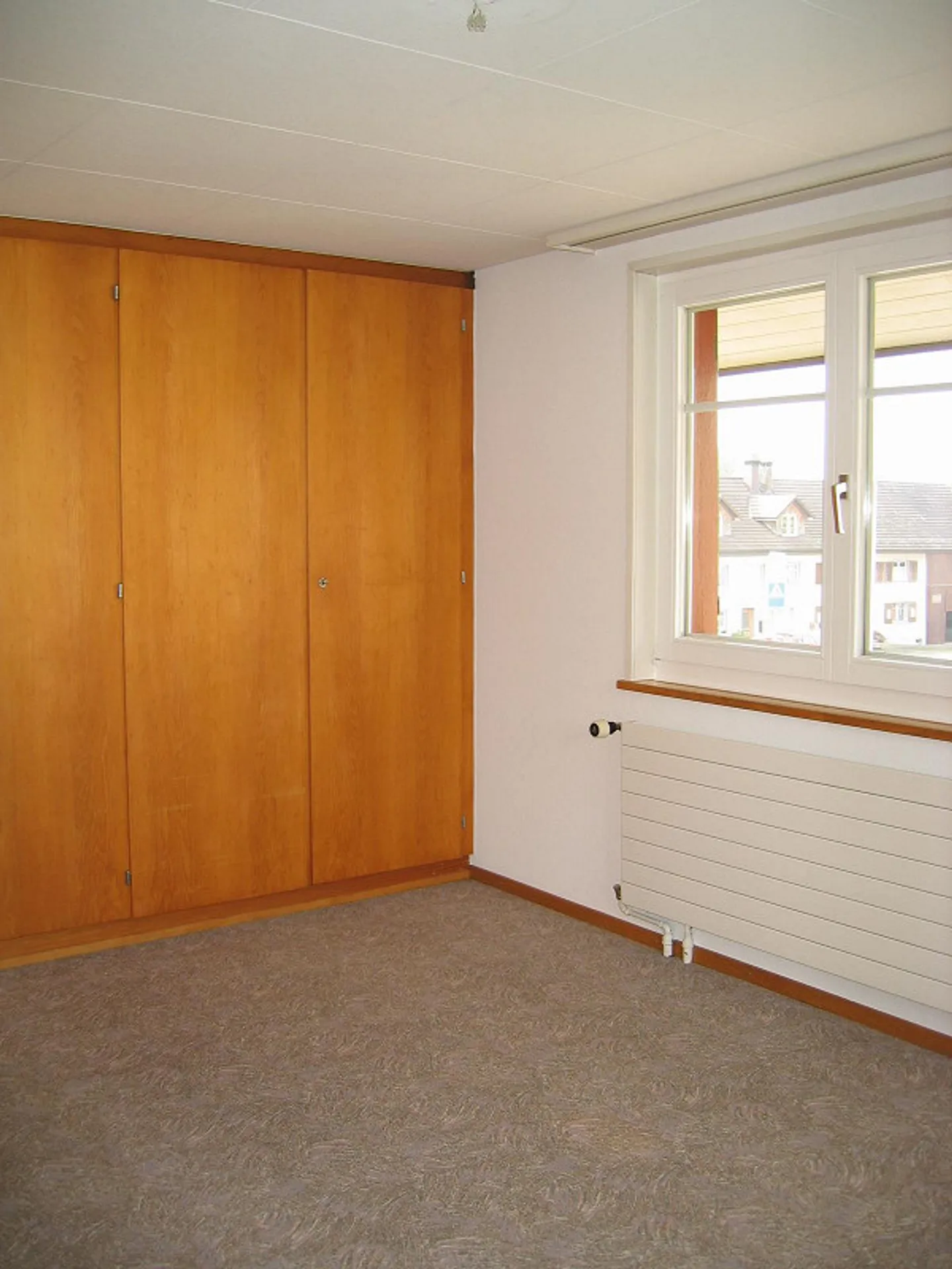 Appartamento rustico e accogliente di 4 1/2 stanze per un periodo limitato di 1-5 anni - Foto 7 di 14