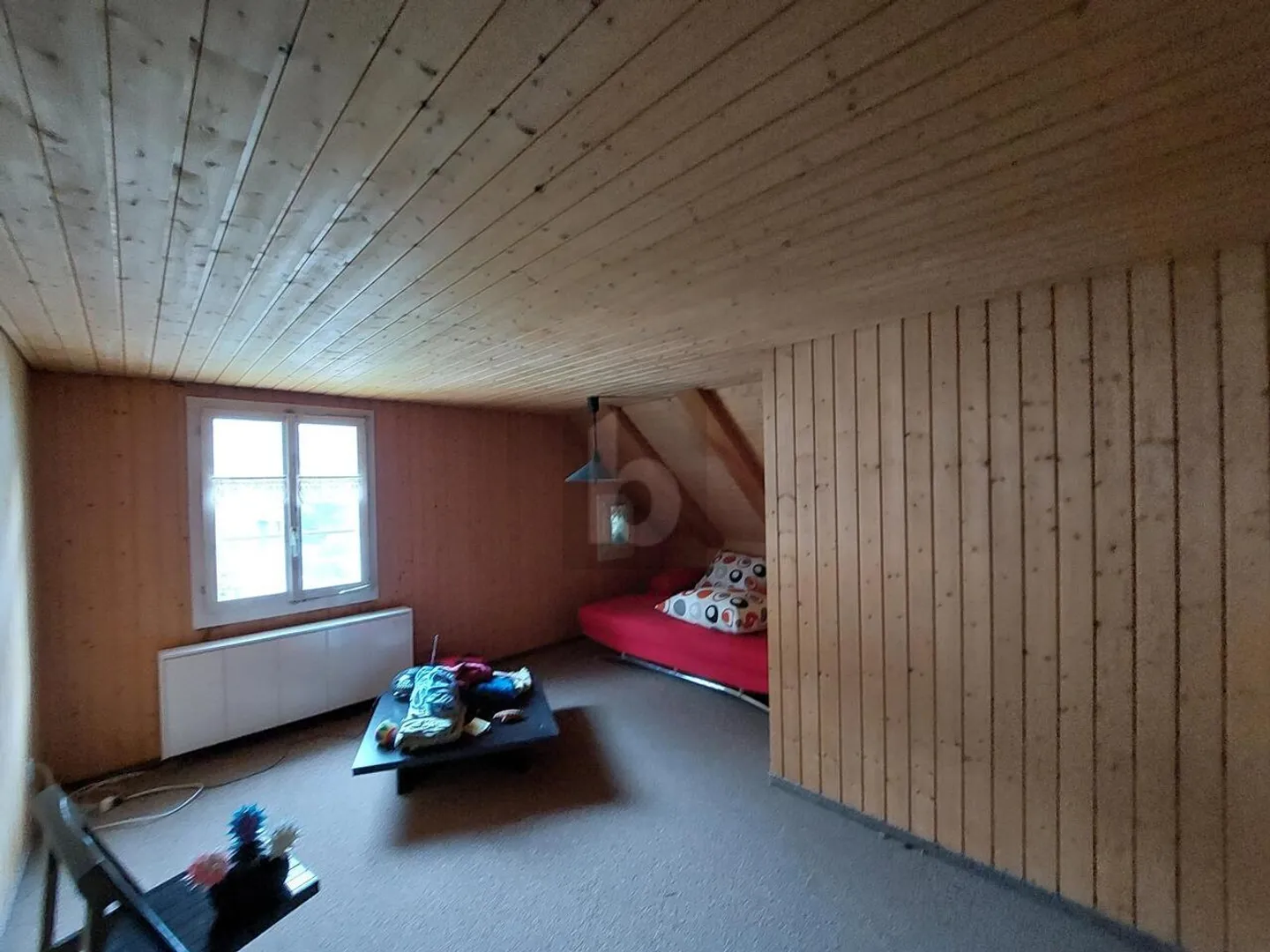 MULTI-FAMILY HOUSE WITH GARDEN AND NEW BUILDING POTENTIAL! - Photo 3 of 6