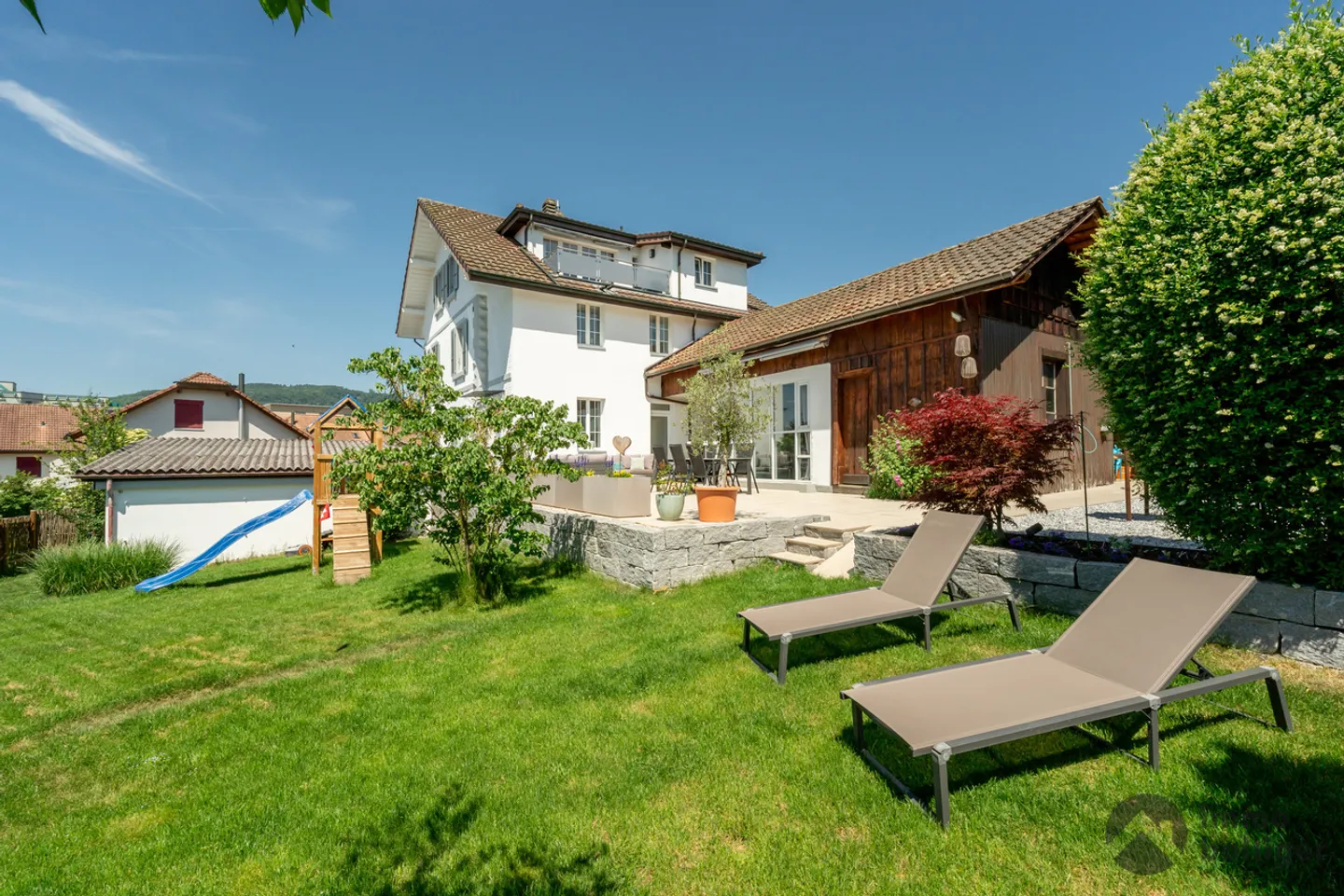 Vivre, investir et profiter tout en un seul endroit - Photo 1 sur 13