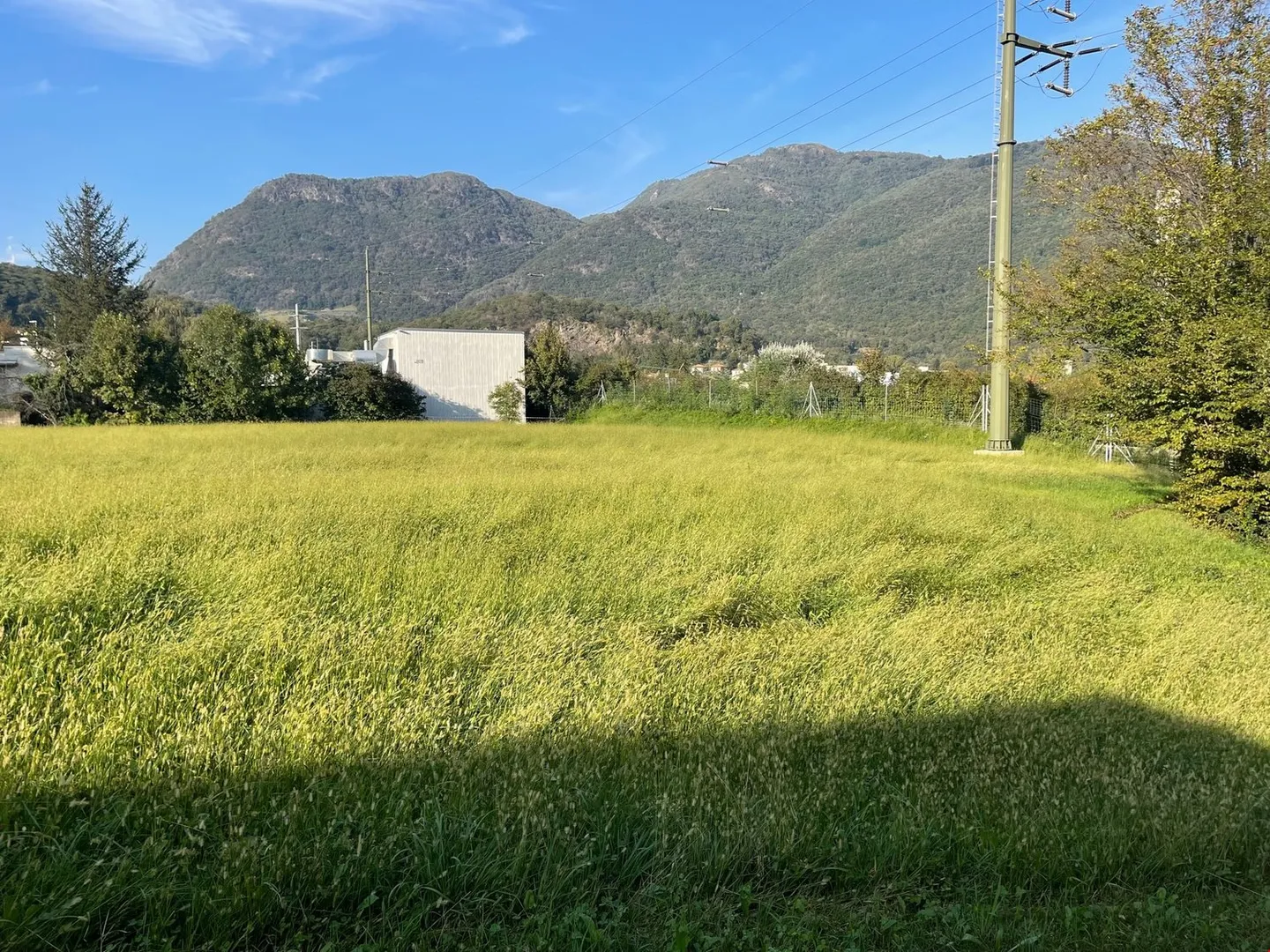 Beau terrain à bâtir dans un emplacement confortable et stratégique - Photo 5 sur 5