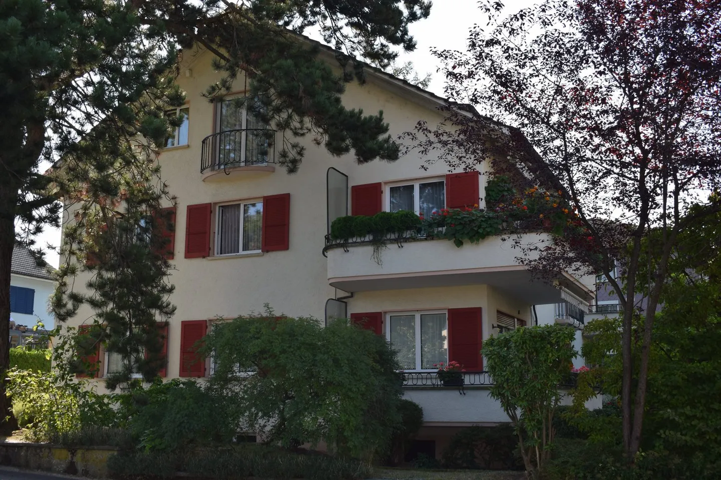 Moderne Wohnung mit Balkon - Foto 1 von 9