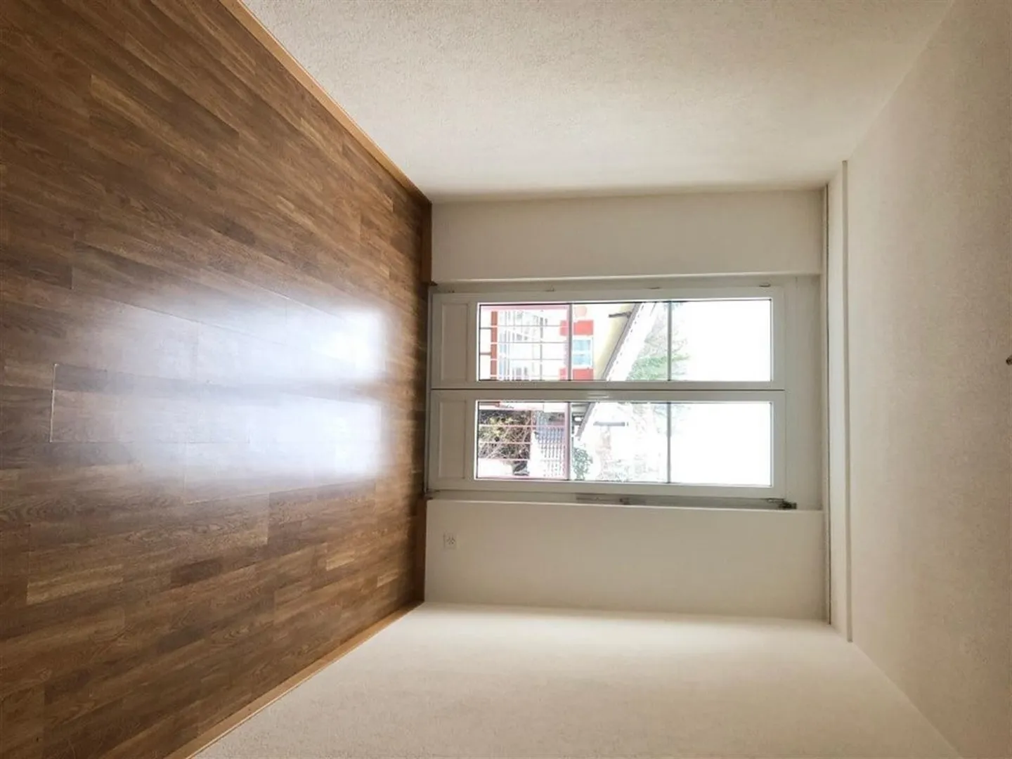 Appartamento luminoso in un'area residenziale ben tenuta - Foto 6 di 10