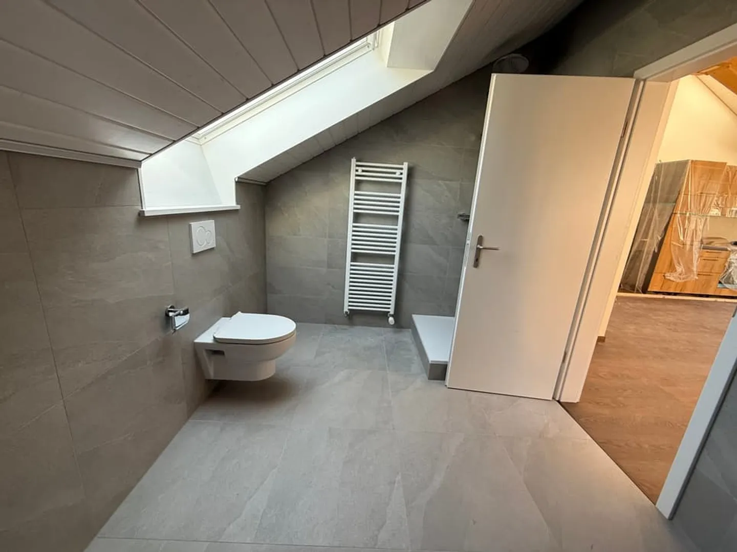 Grand studio neuf - Photo 4 sur 4