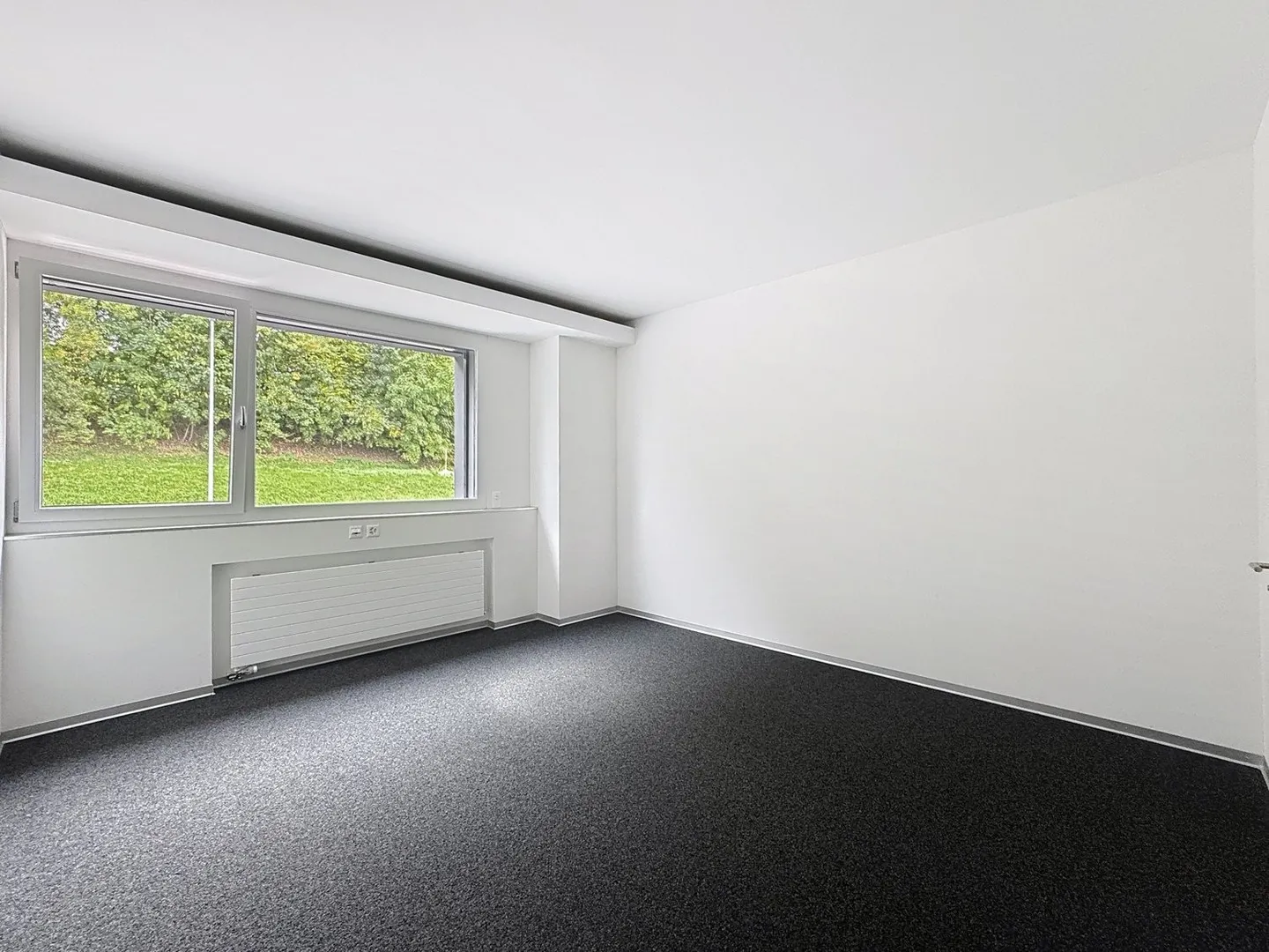 RENT - 200m2 Offices in Rossens - Photo 4 of 5