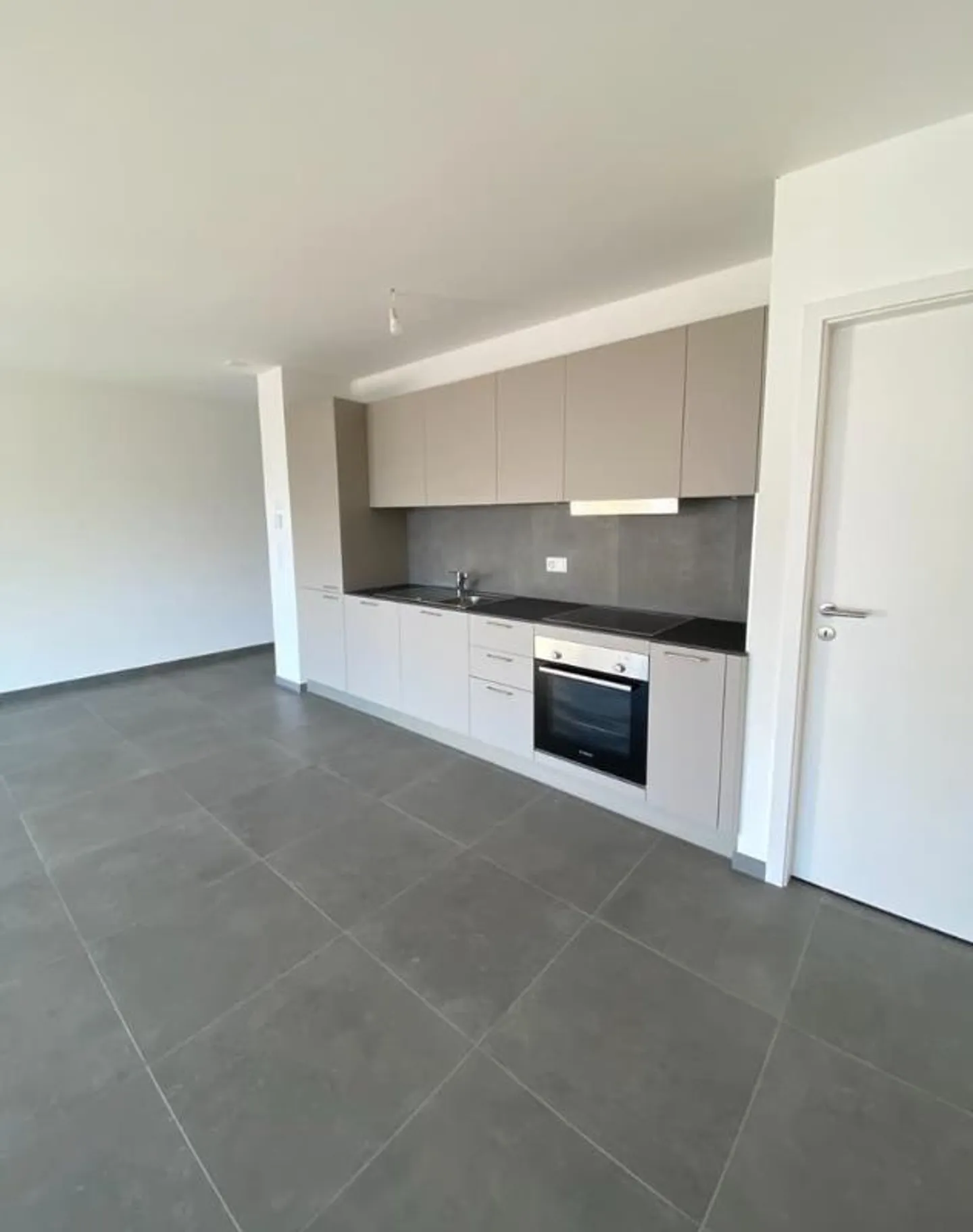 2.5 Room Duplex - Photo 1 of 3