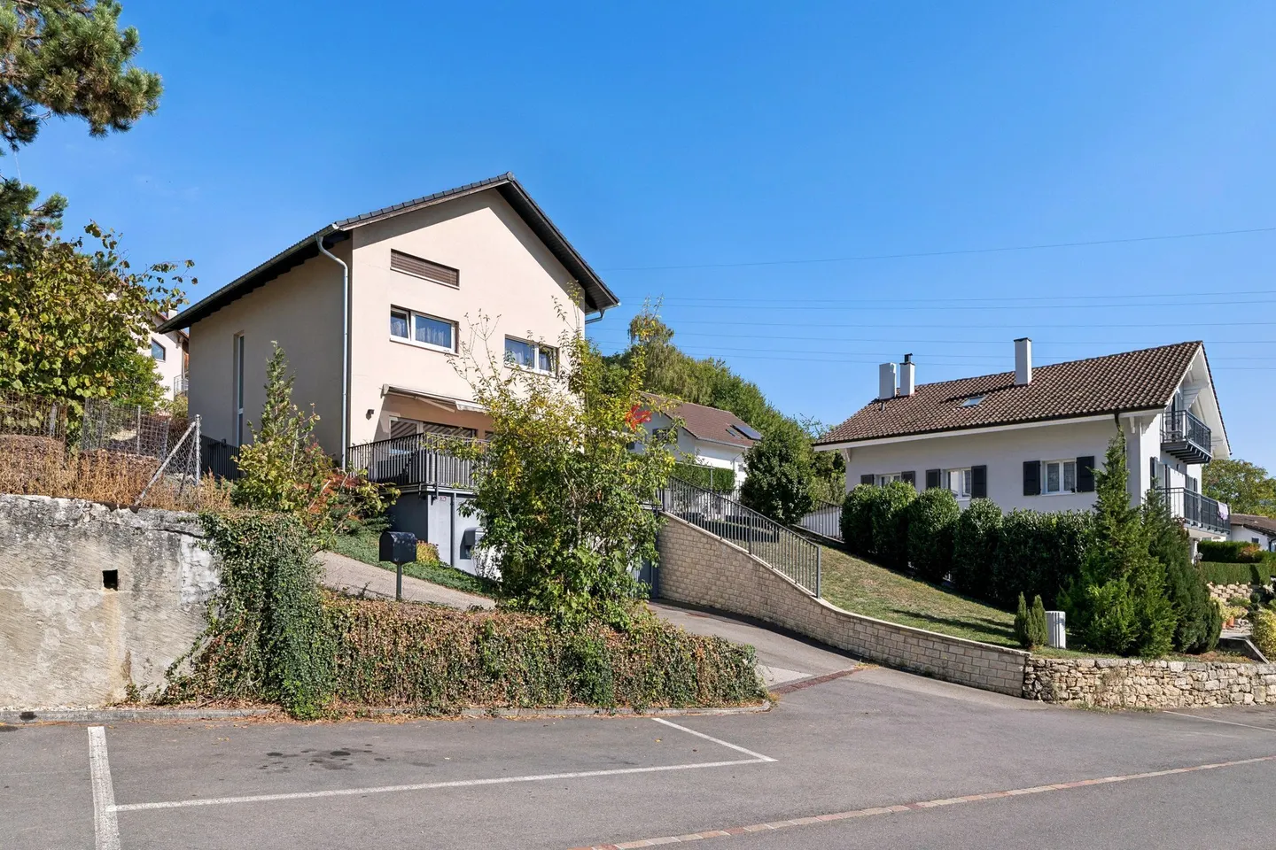 Maison Familiale Moderne avec Terrasse - Photo 1 sur 10