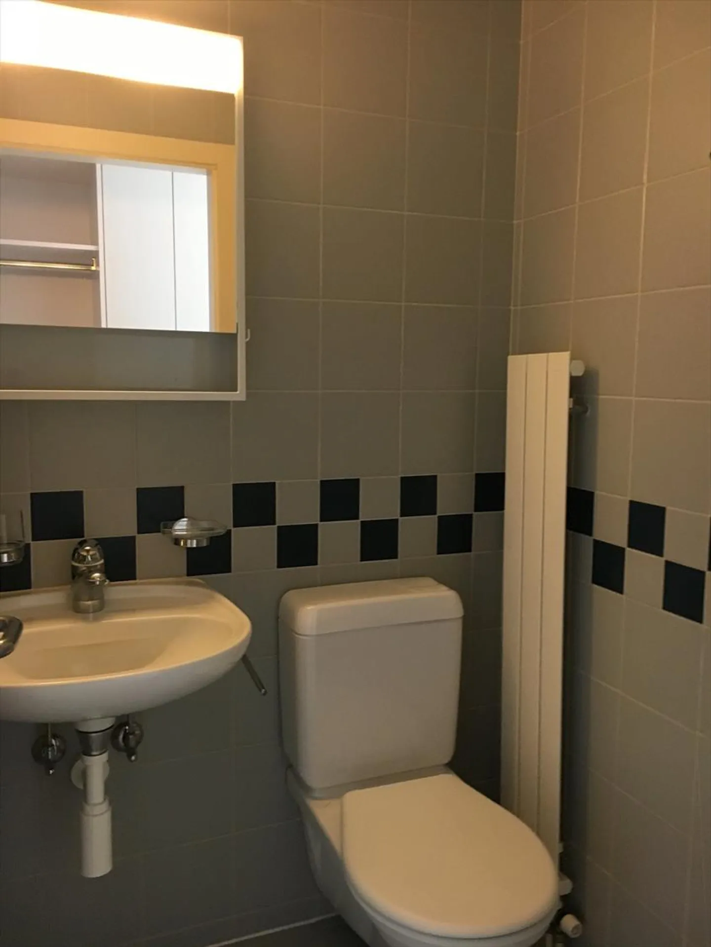 02503 - Appart. 3œ PCES - RUE LOCARNO 2 - FRIBOURG - Photo 8 sur 8