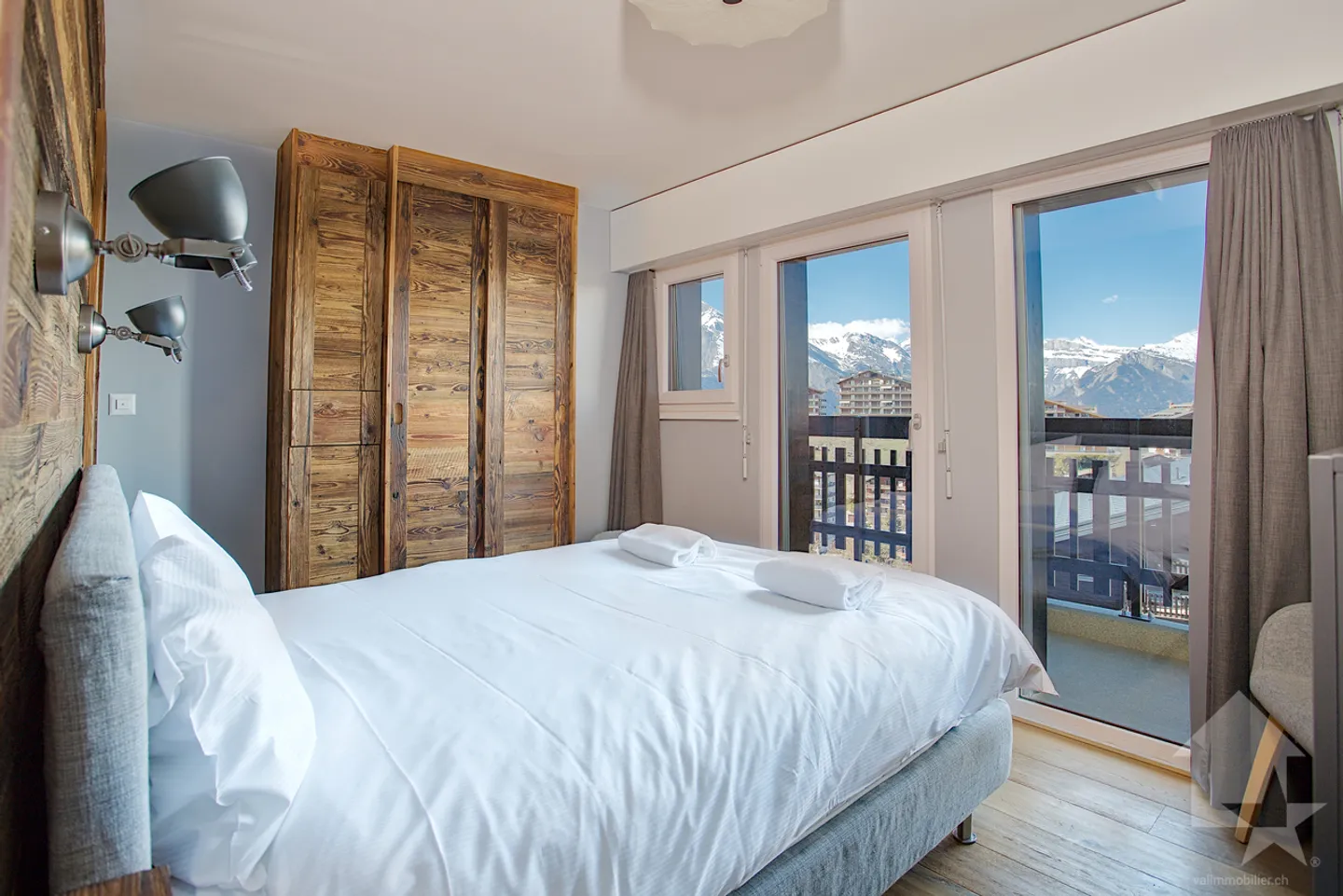 Stunning corner apartment 4.5 rooms, 101 m2, close to the ski slope - Photo 5 of 25