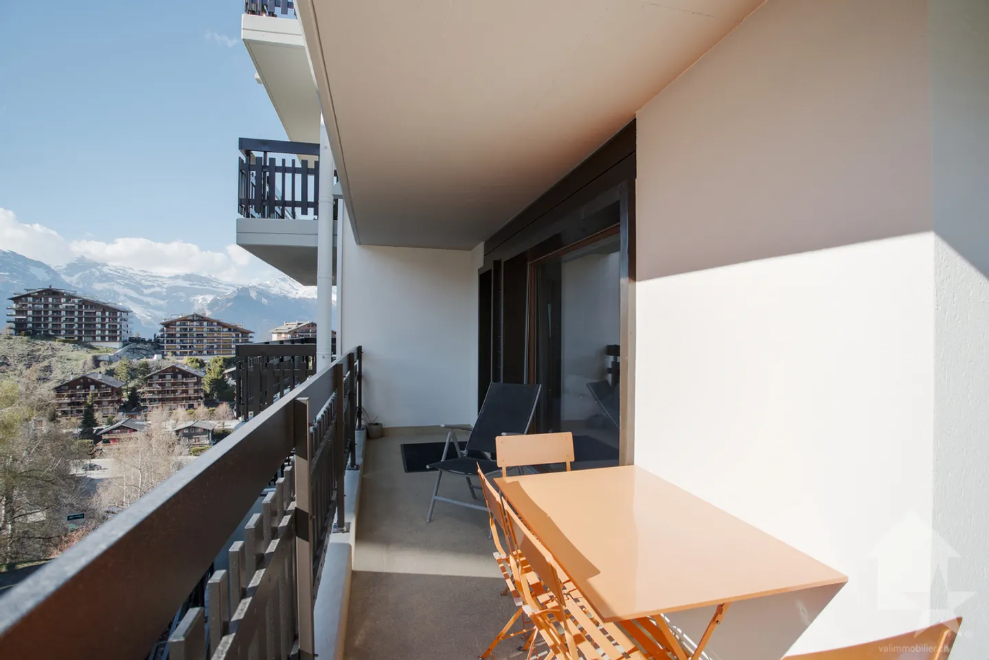 Stunning corner apartment 4.5 rooms, 101 m2, close to the ski slope - Photo 17 of 25